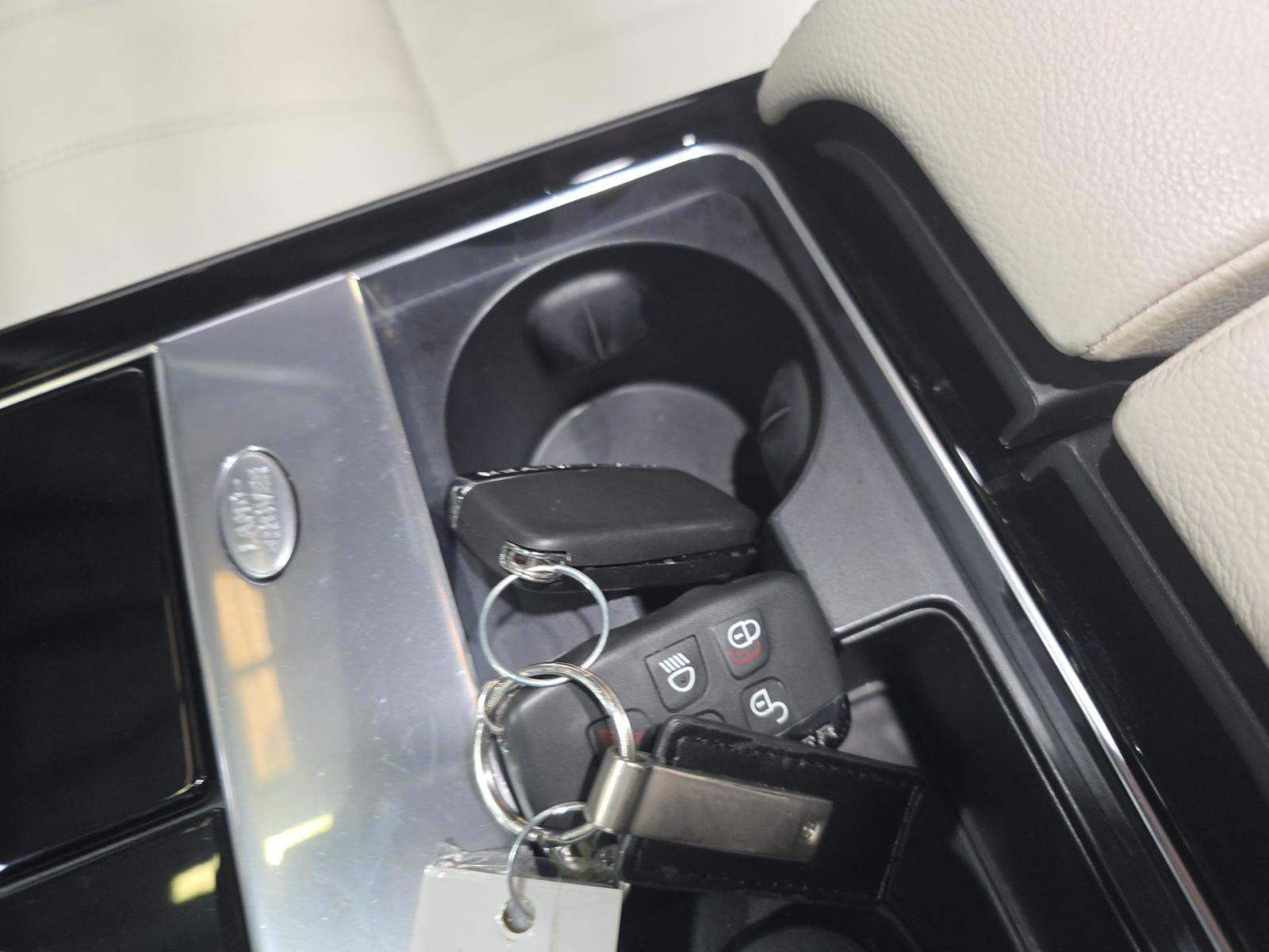 2019 Land Rover Range Rover Velar R-Dynamic SE AWD