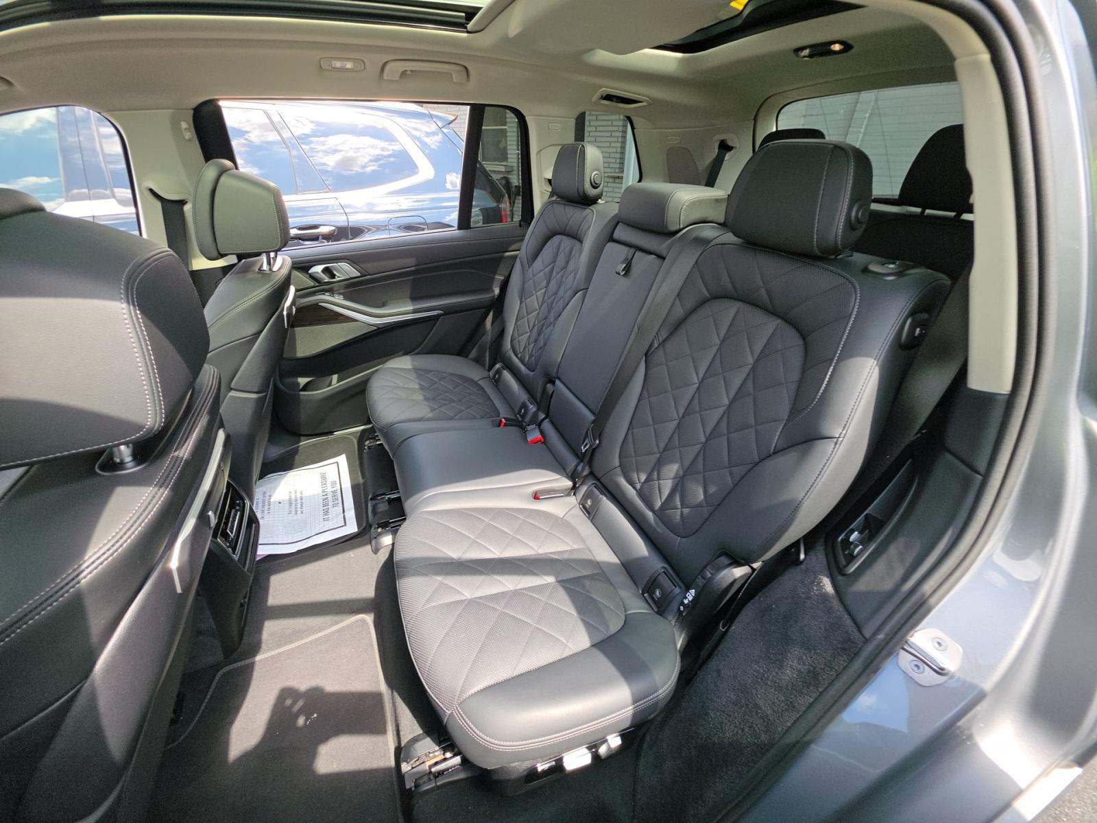 2024 BMW X7 xDrive40i AWD