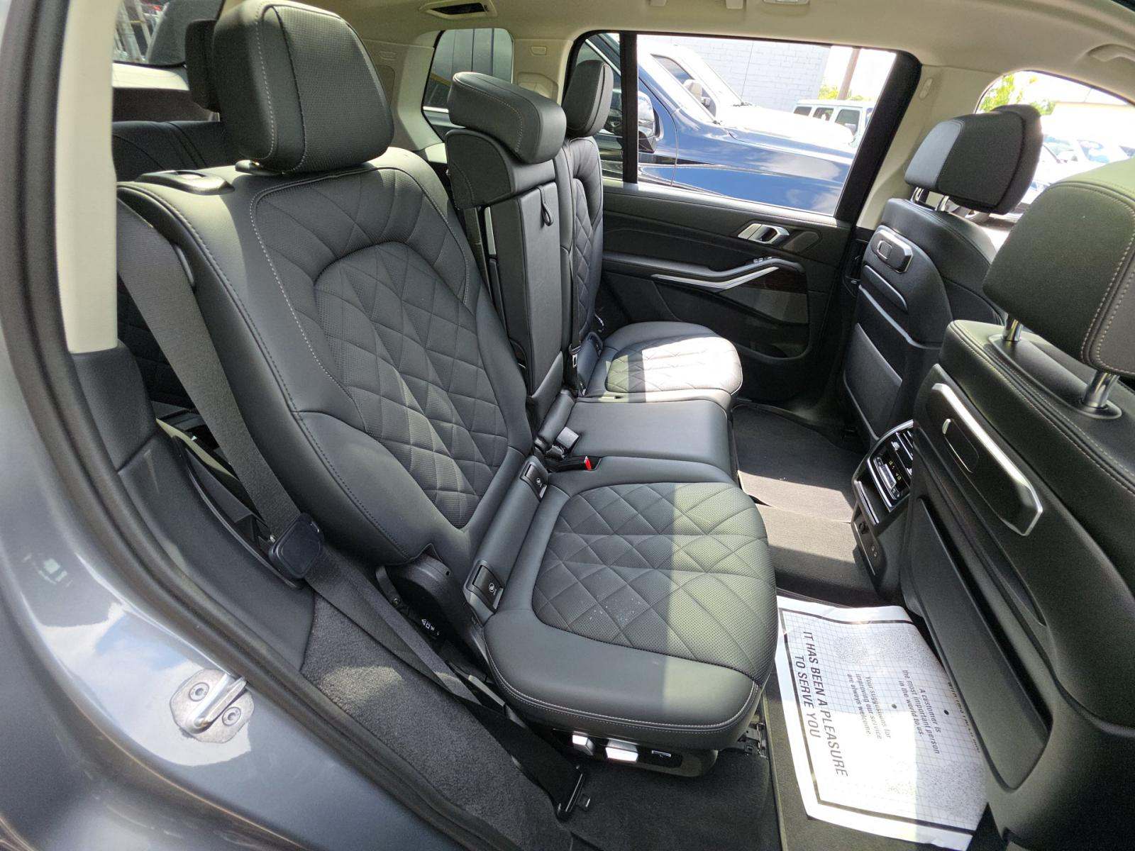 2024 BMW X7 xDrive40i AWD