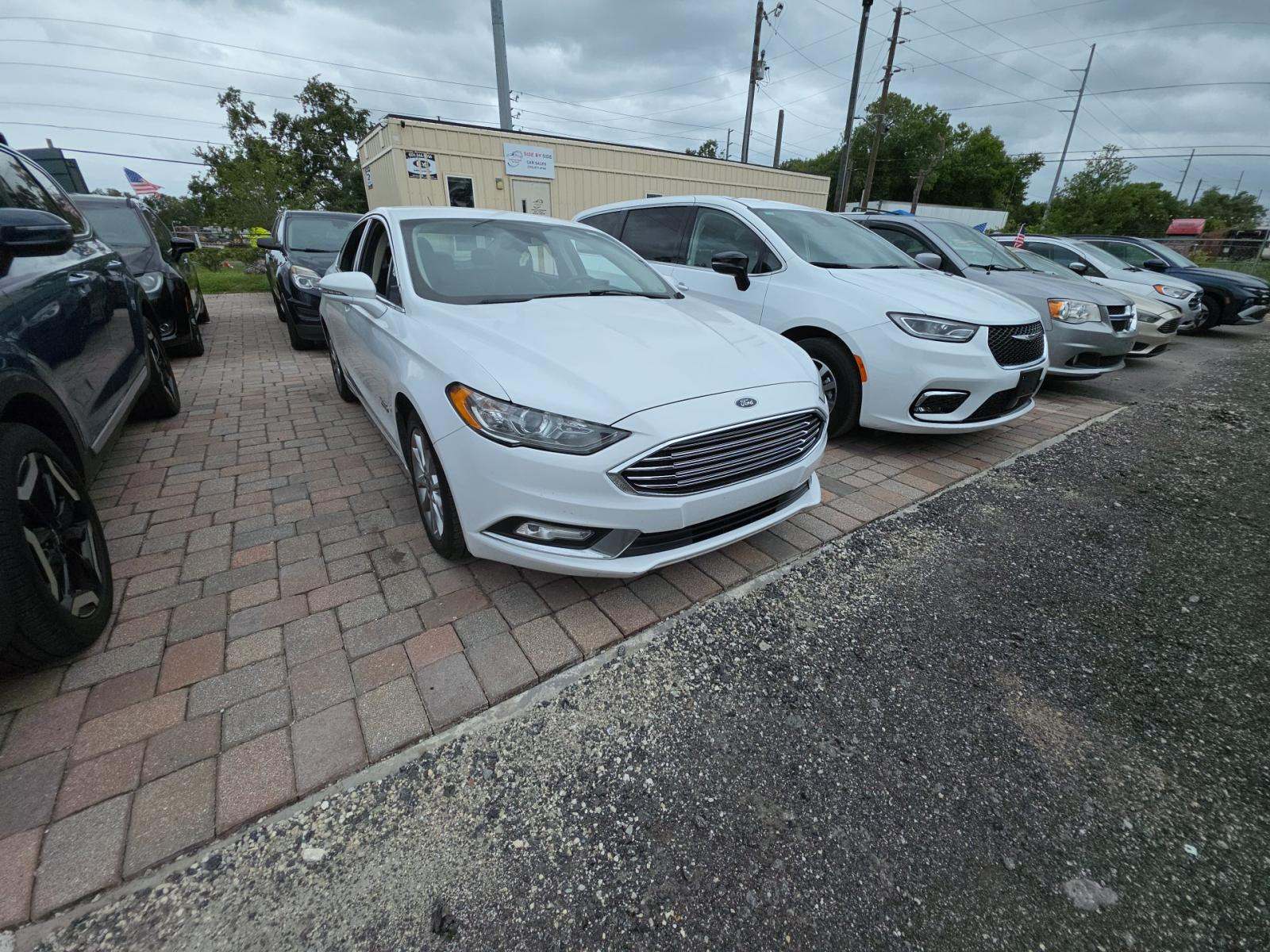 FORD FUSION - 4