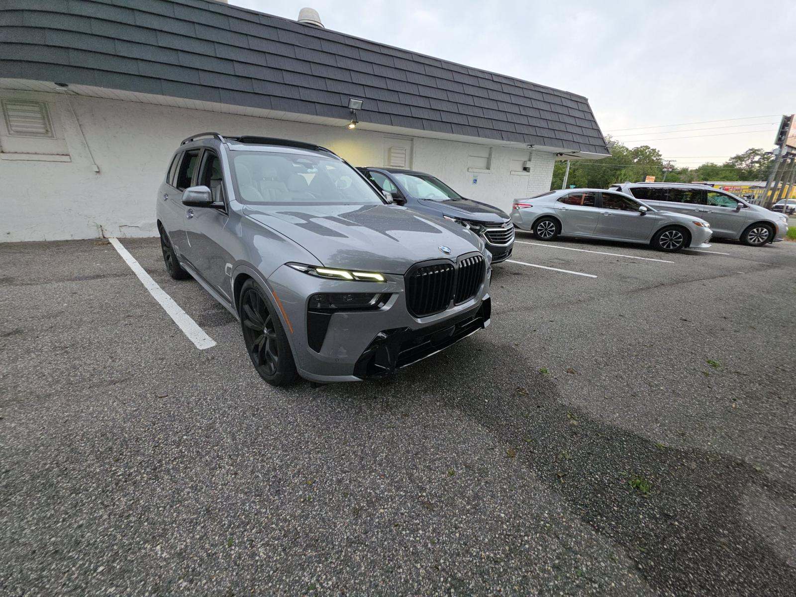 2024 BMW X7 xDrive40i AWD