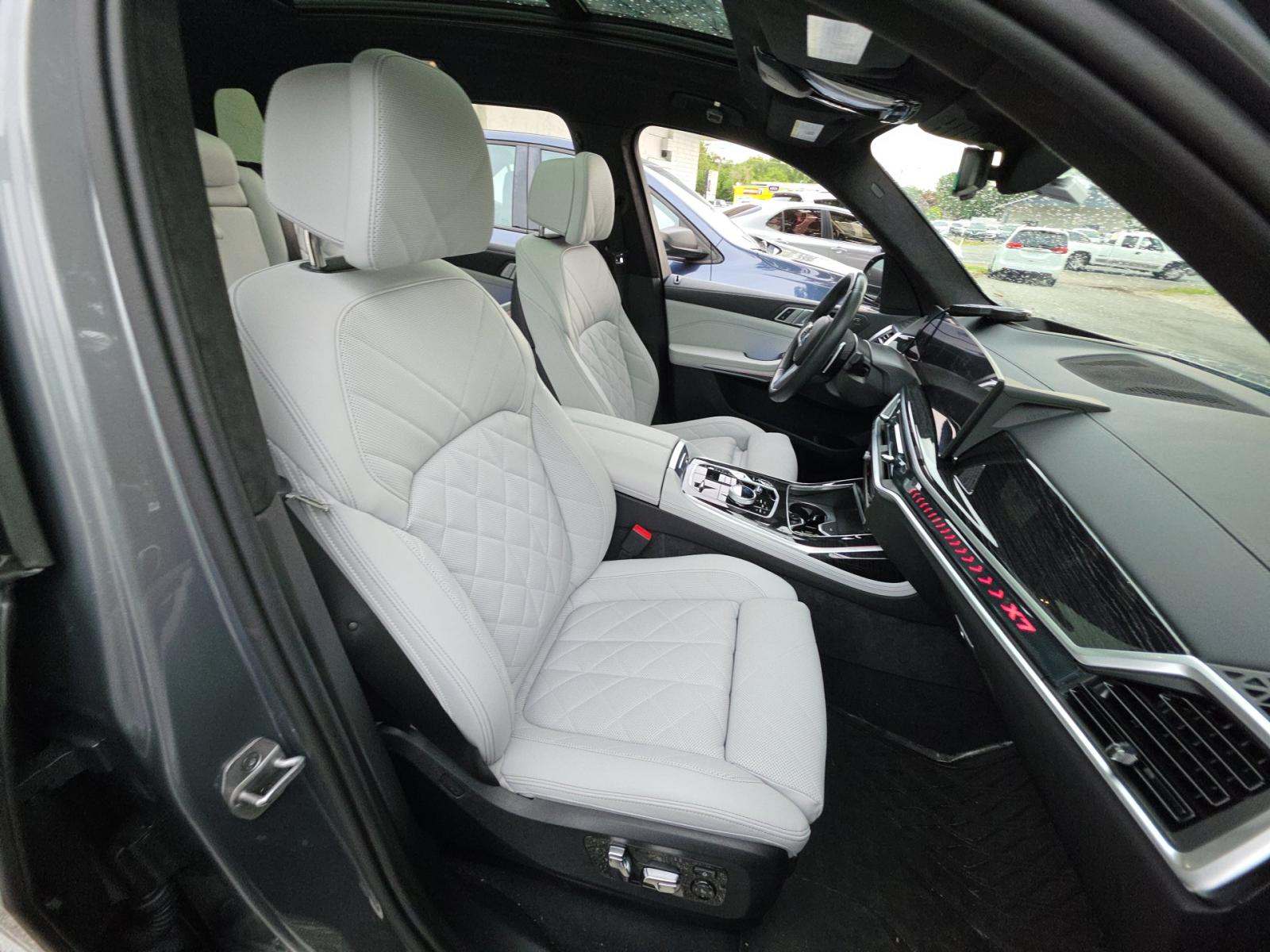 2024 BMW X7 xDrive40i AWD