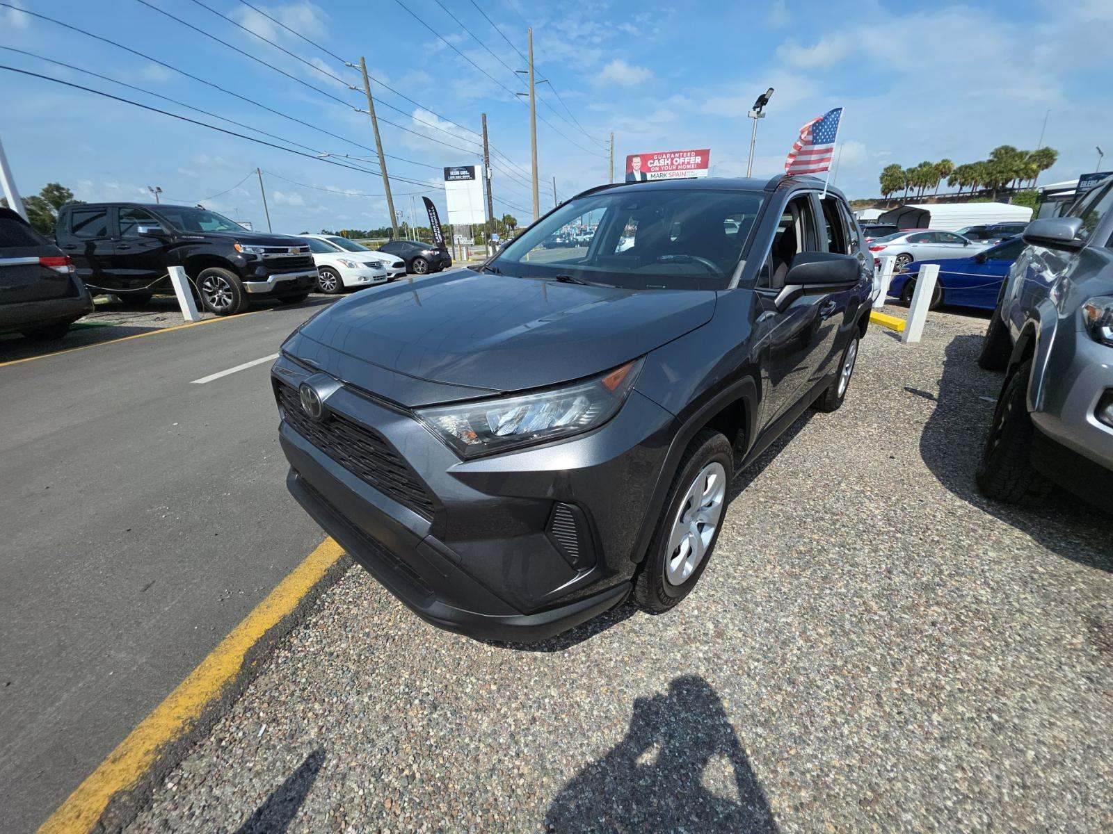 2019 Toyota RAV4 LE FWD