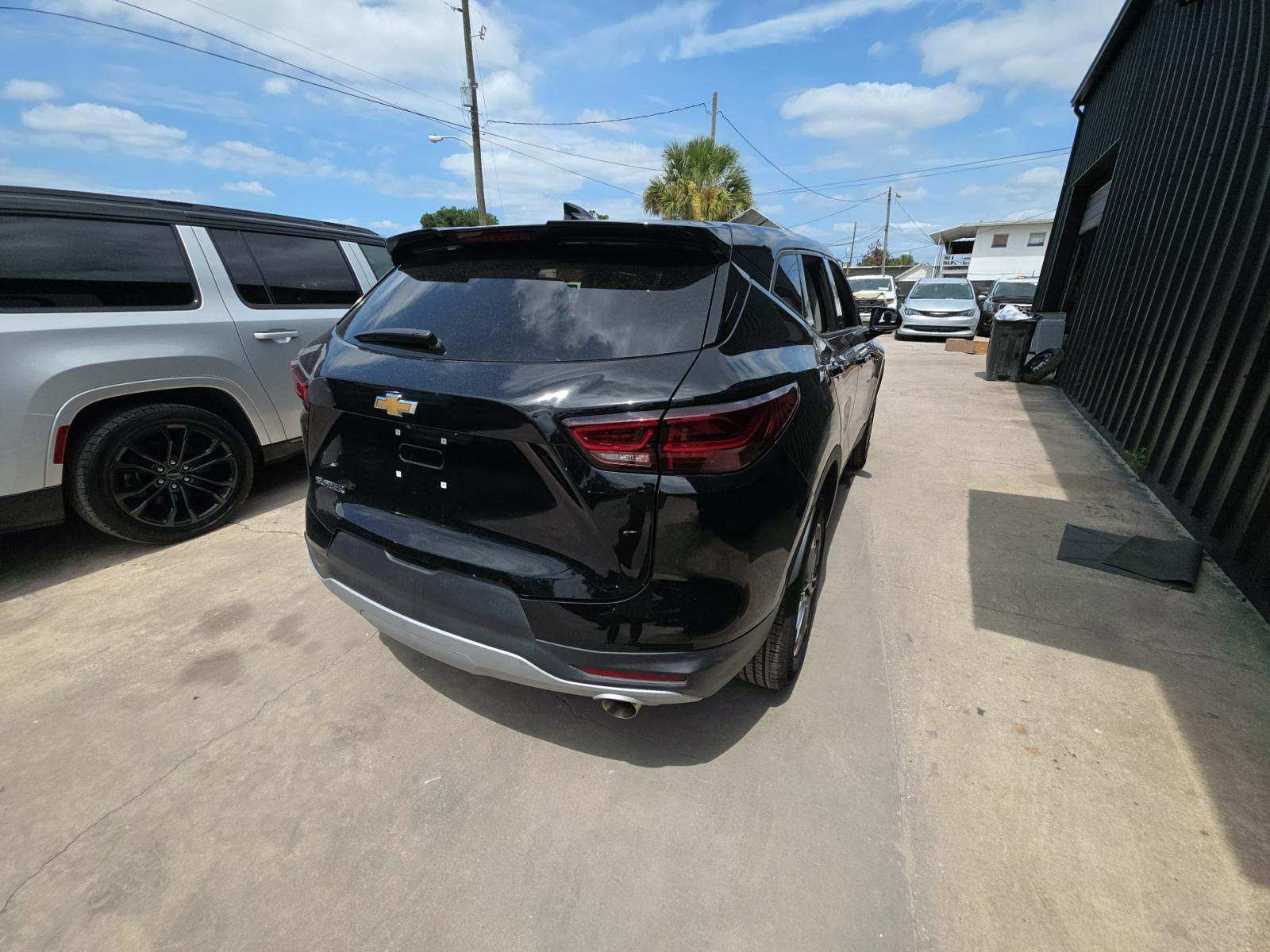 CHEVROLET BLAZER - 3