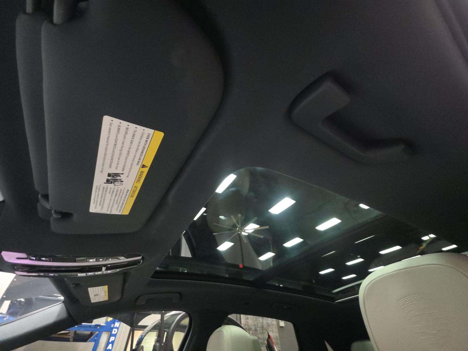 2023 Porsche Cayenne Platinum Edition AWD