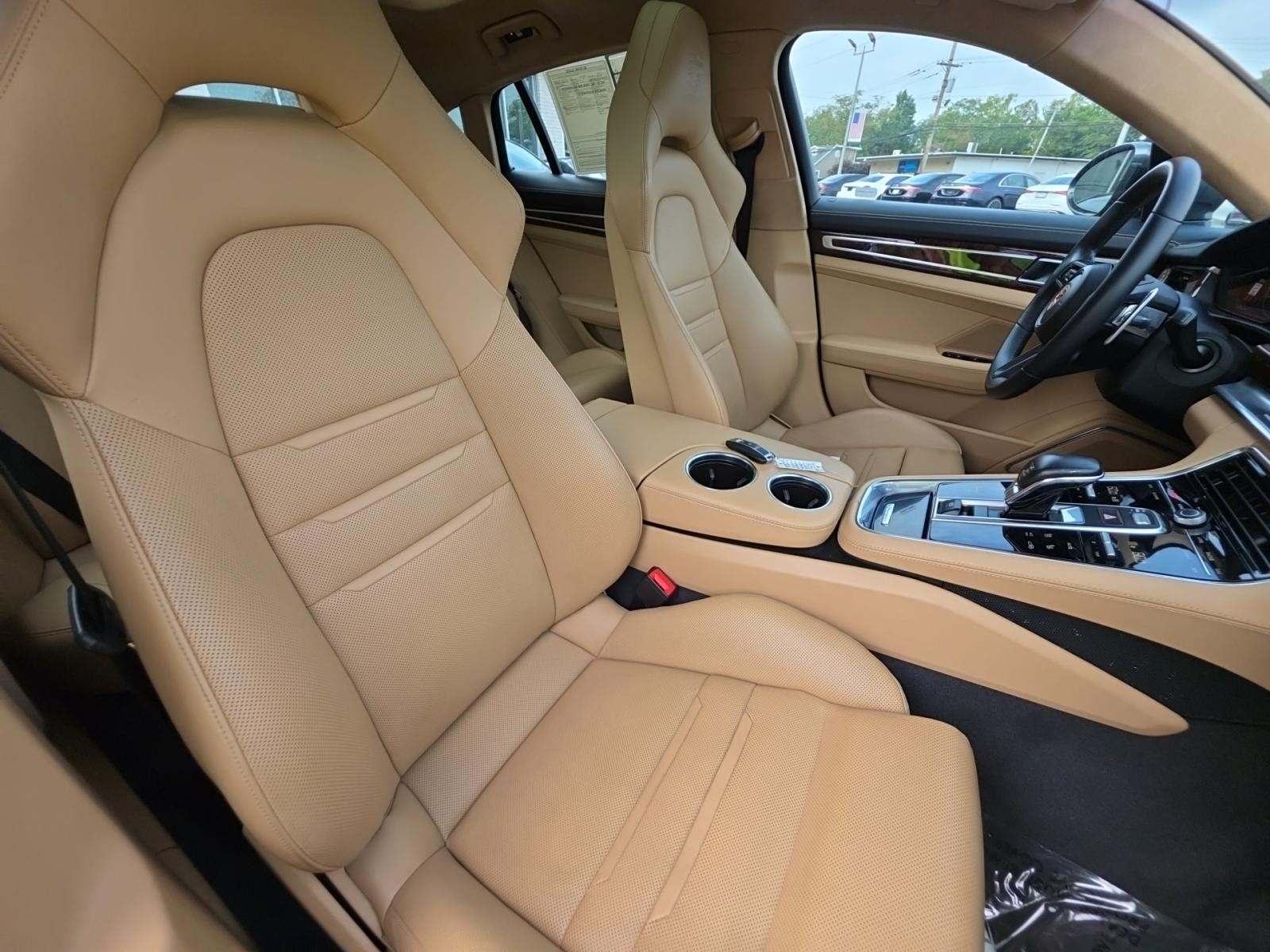 2022 Porsche Panamera GTS AWD