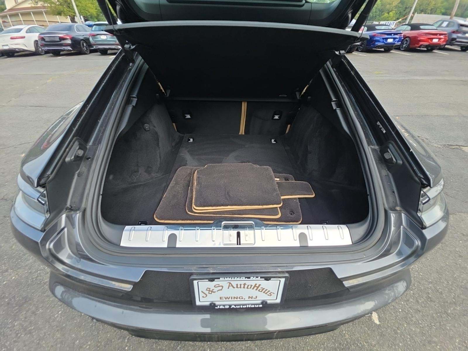 2022 Porsche Panamera GTS AWD