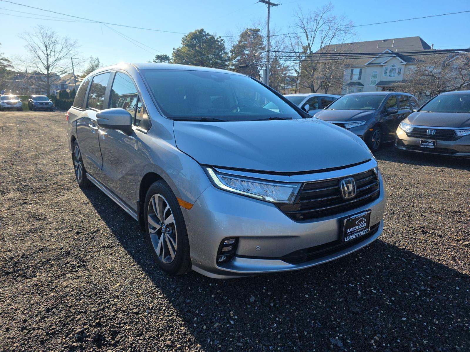 2023 Honda Odyssey Touring FWD