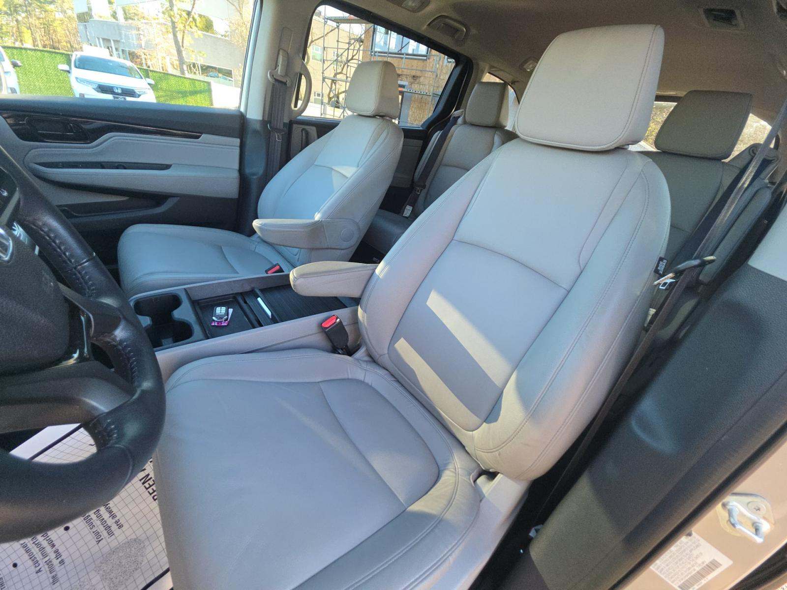 2023 Honda Odyssey Touring FWD