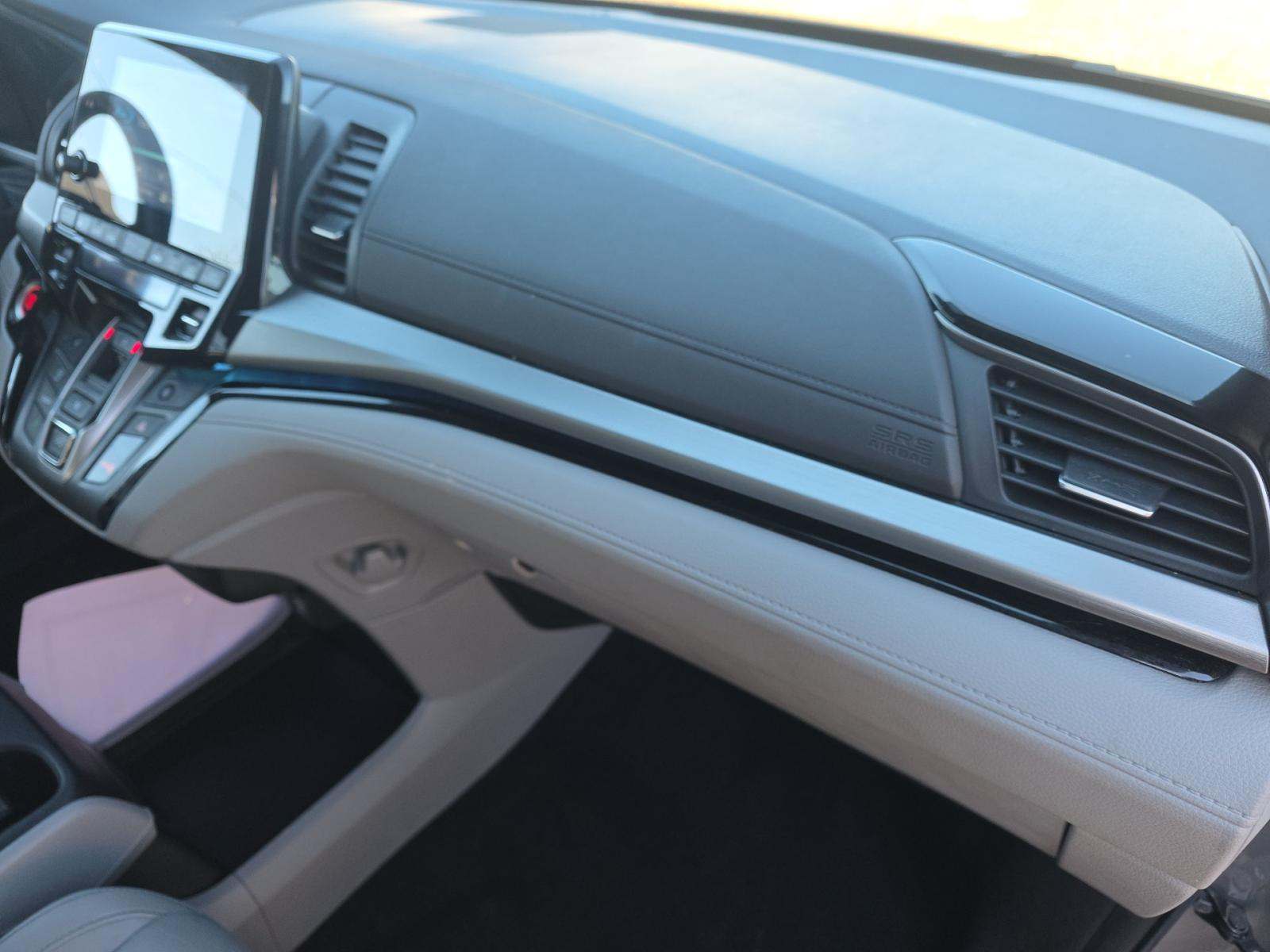 2023 Honda Odyssey Touring FWD