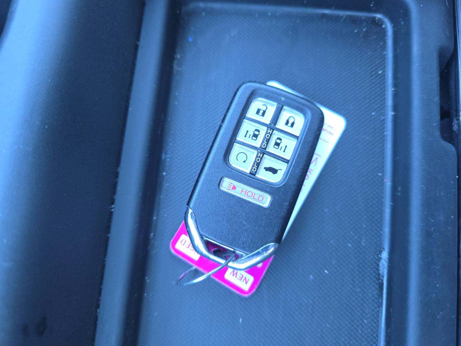 2023 Honda Odyssey Touring FWD