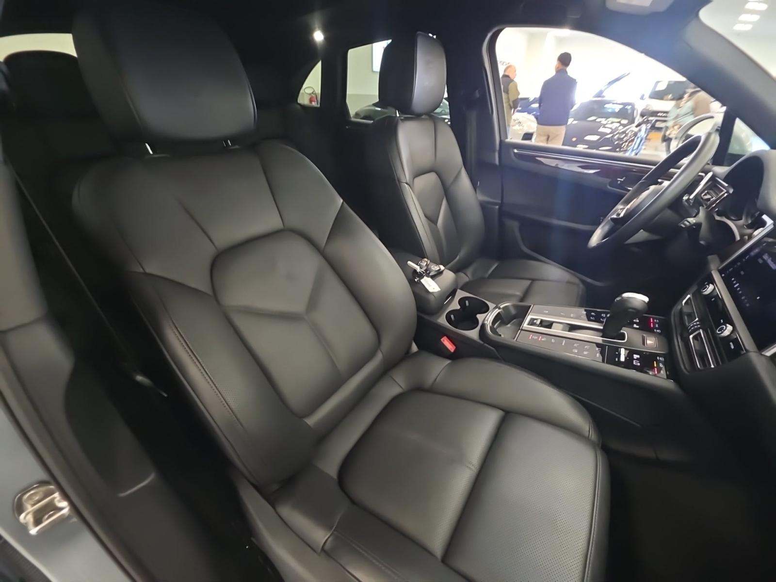 2022 Porsche Macan S AWD