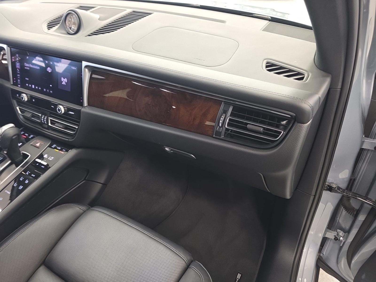 2022 Porsche Macan S AWD