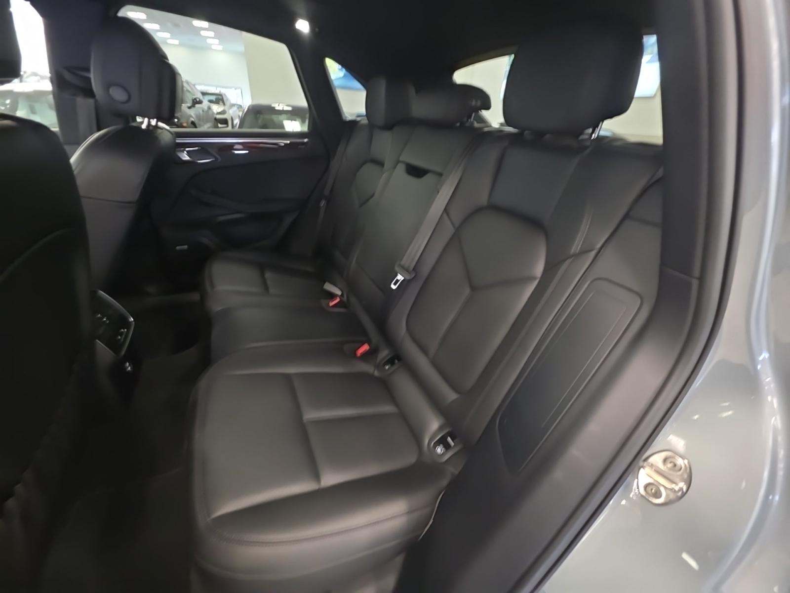 2022 Porsche Macan S AWD