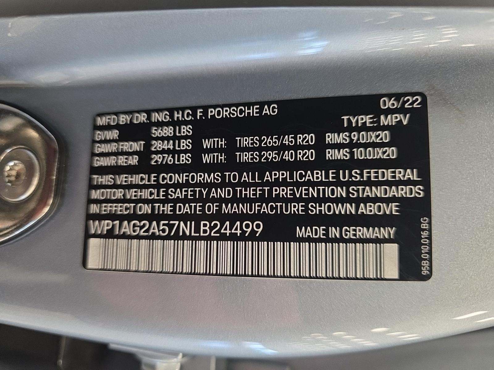 2022 Porsche Macan S AWD