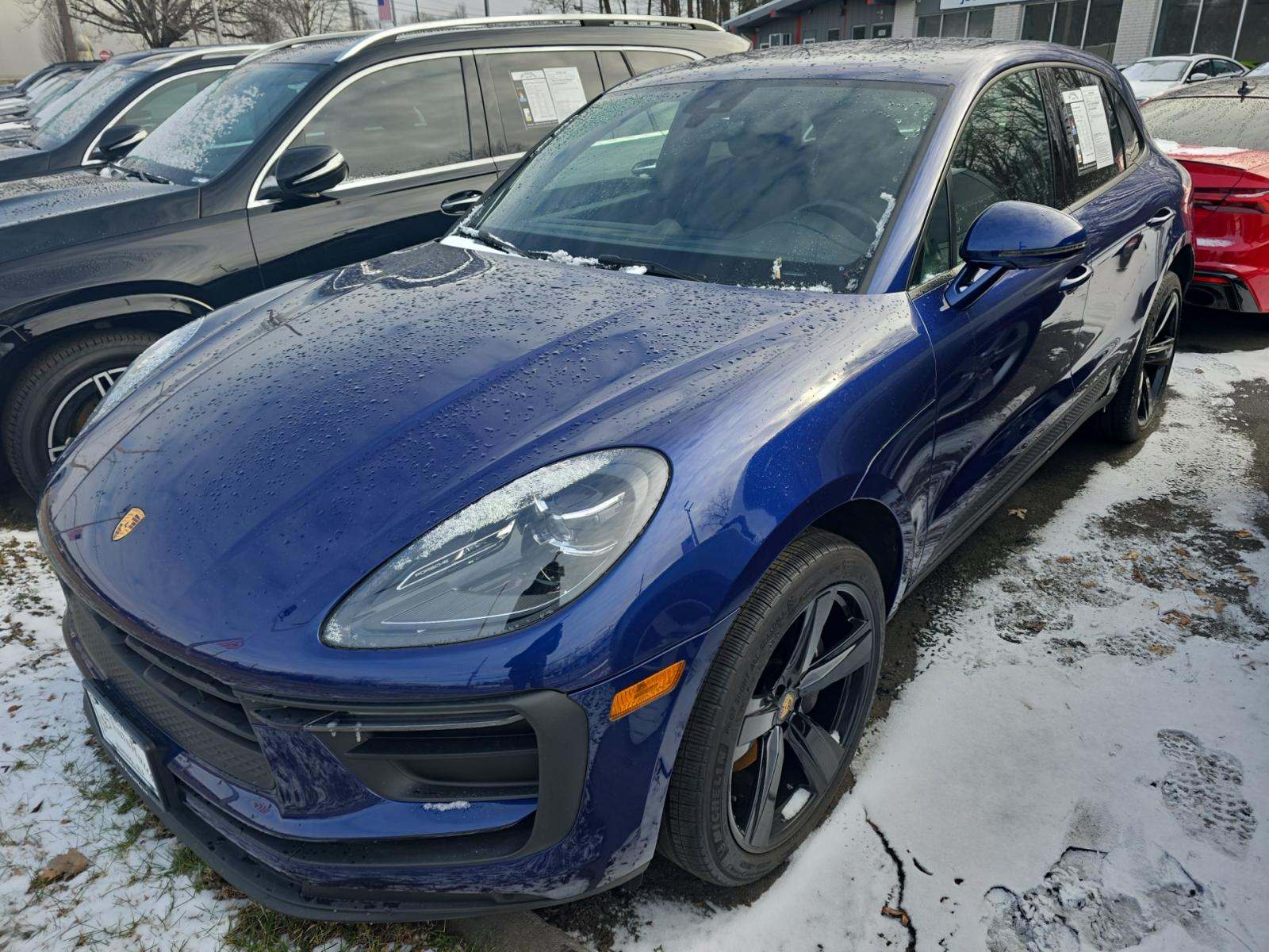 2024 Porsche Macan Base AWD