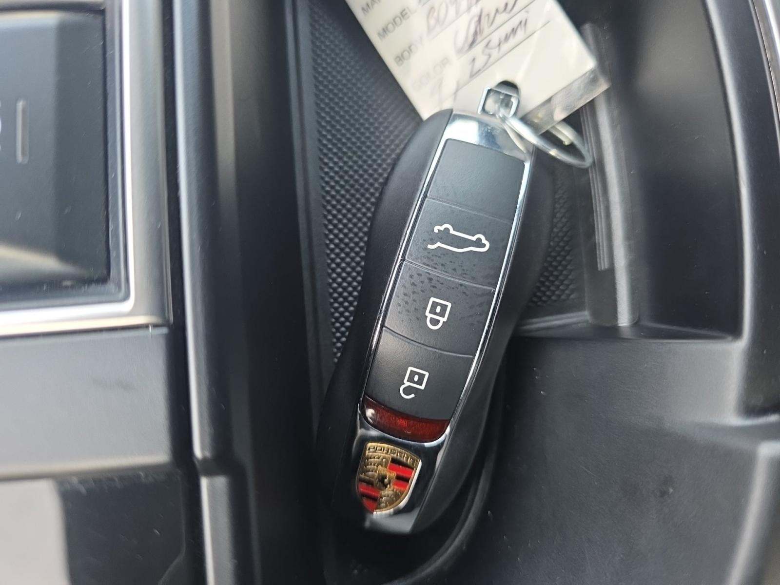 2024 Porsche Macan Base AWD