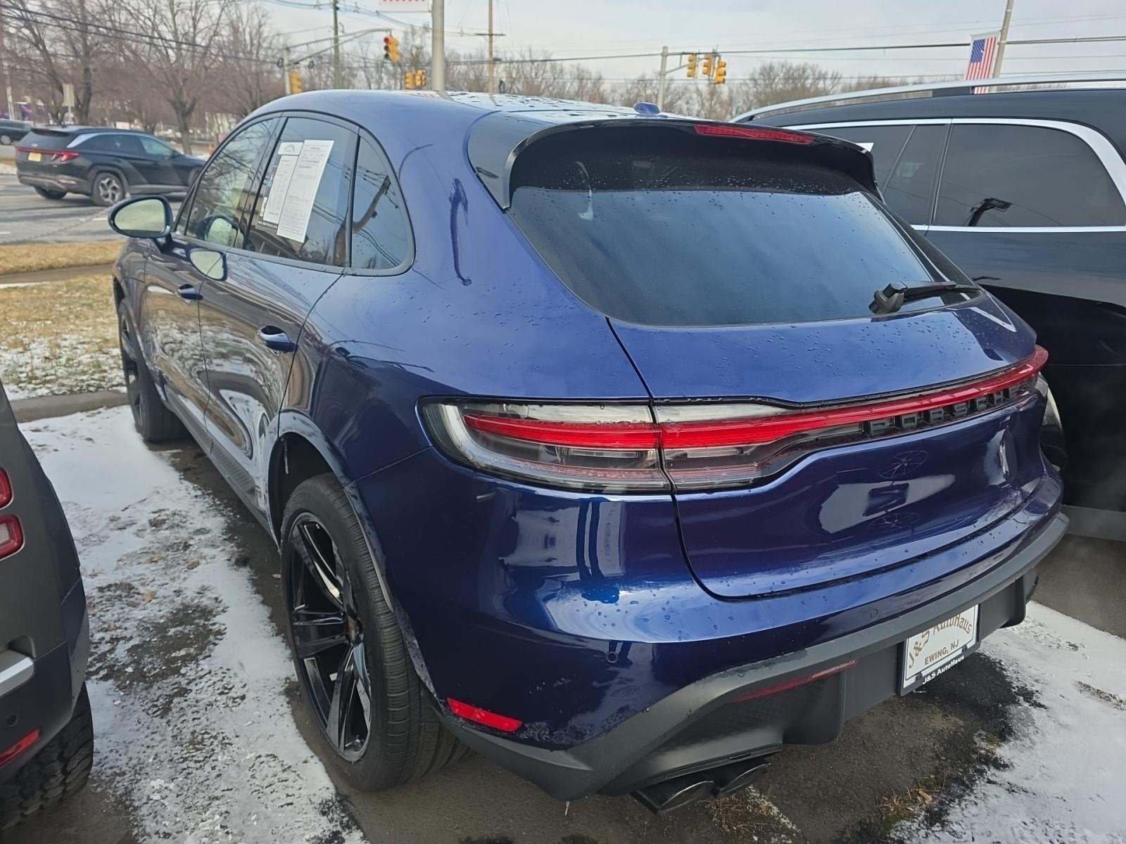 2024 Porsche Macan Base AWD
