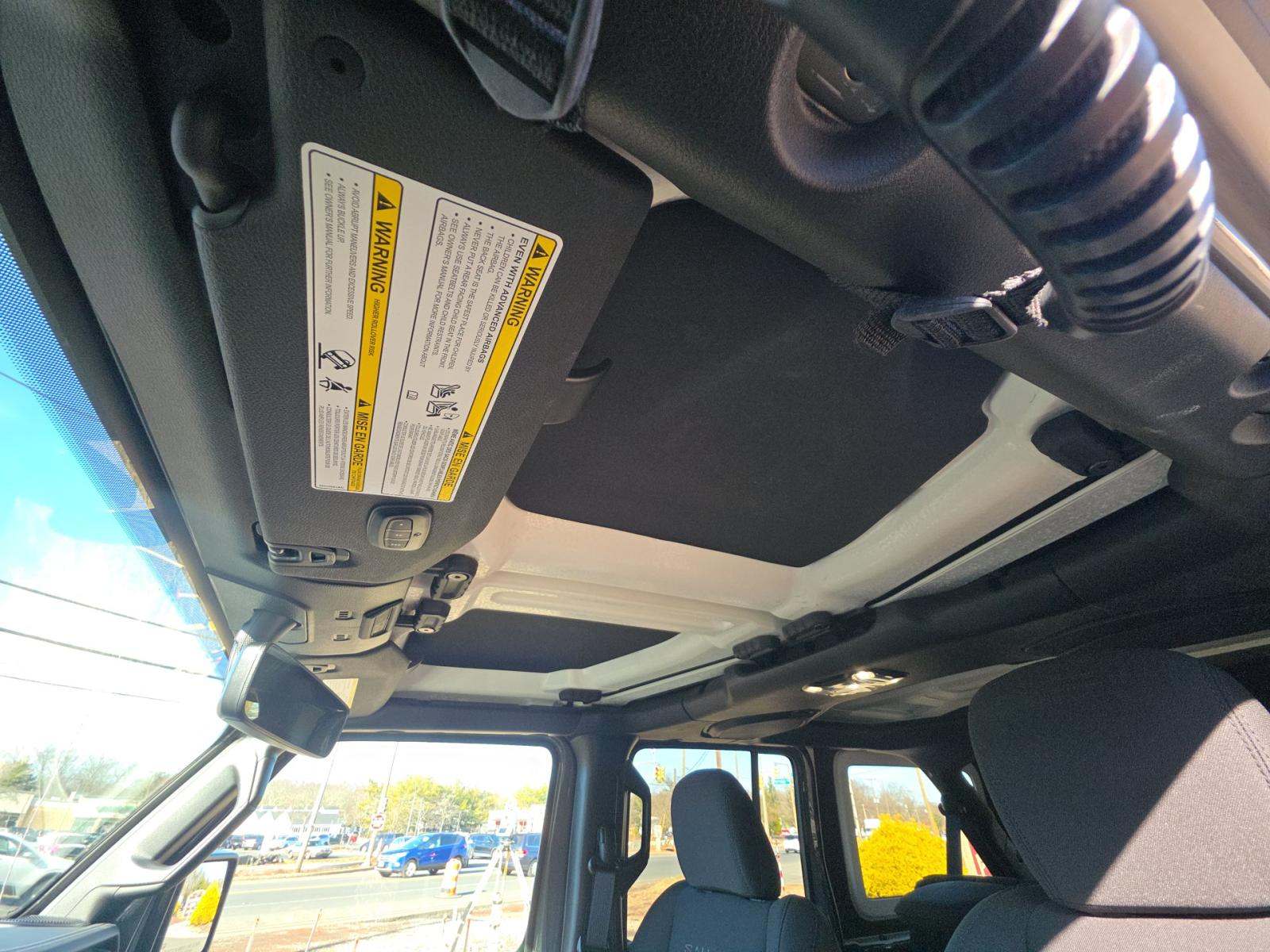 2023 Jeep Wrangler Sahara AWD