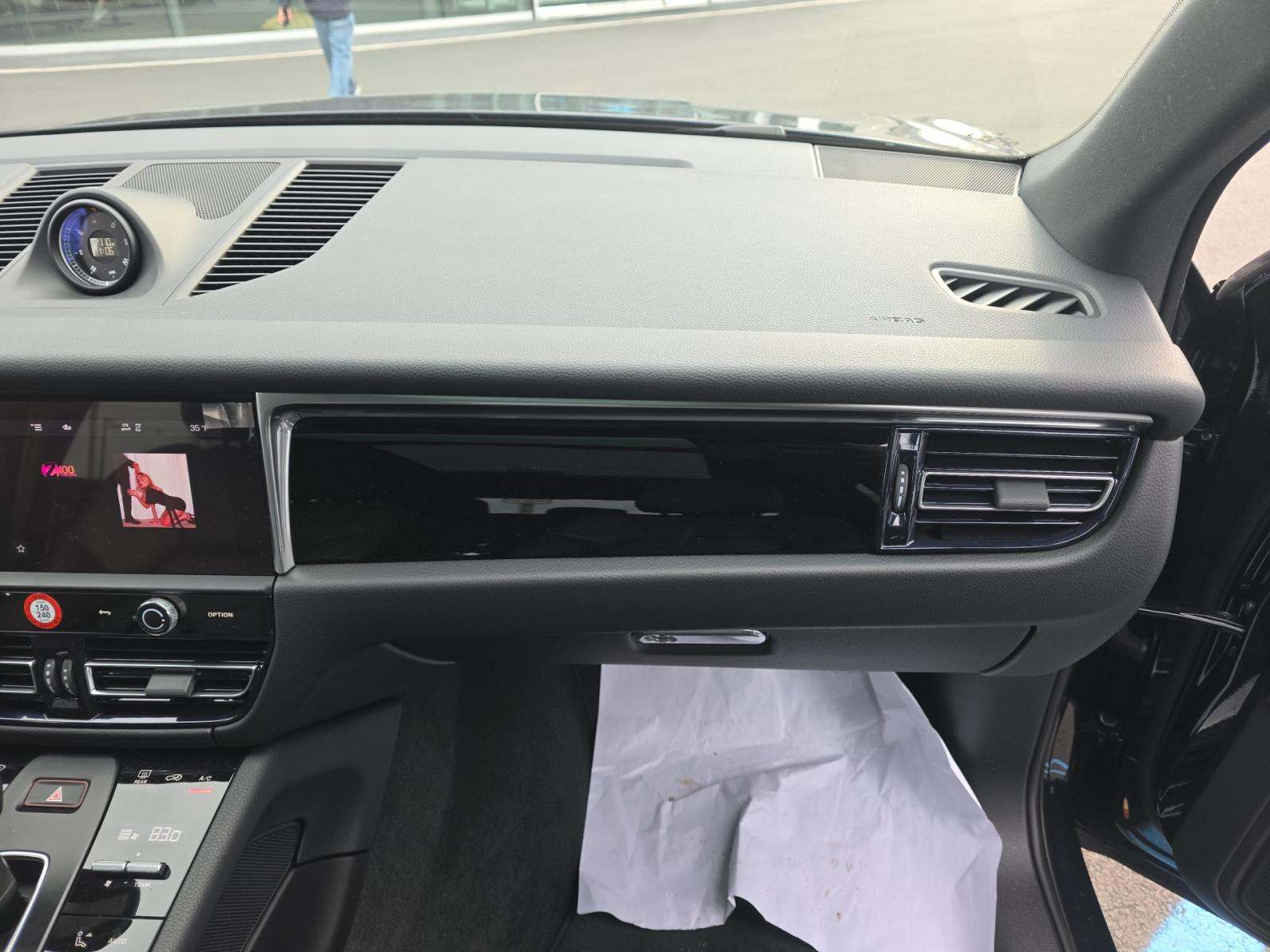 2023 Porsche Macan S AWD