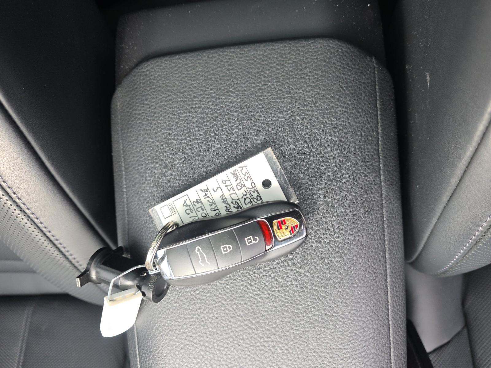 2023 Porsche Macan S AWD