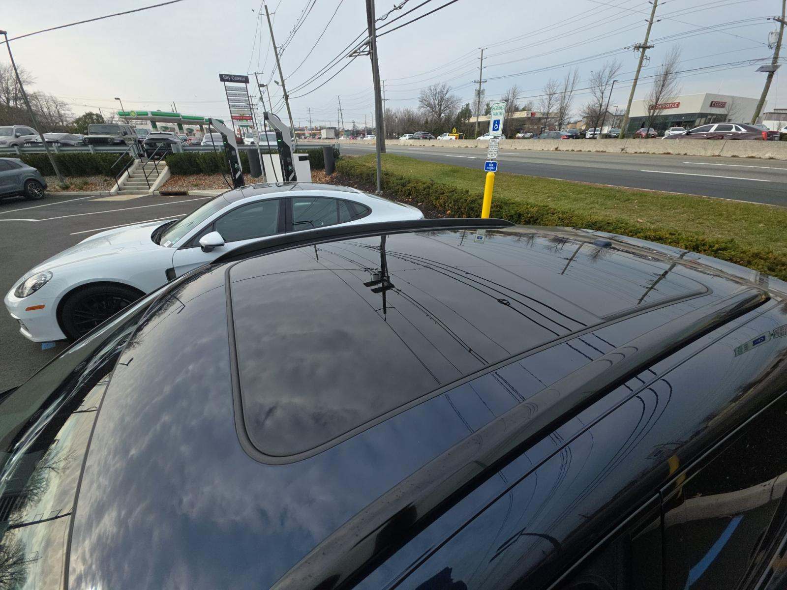 2023 Porsche Macan S AWD
