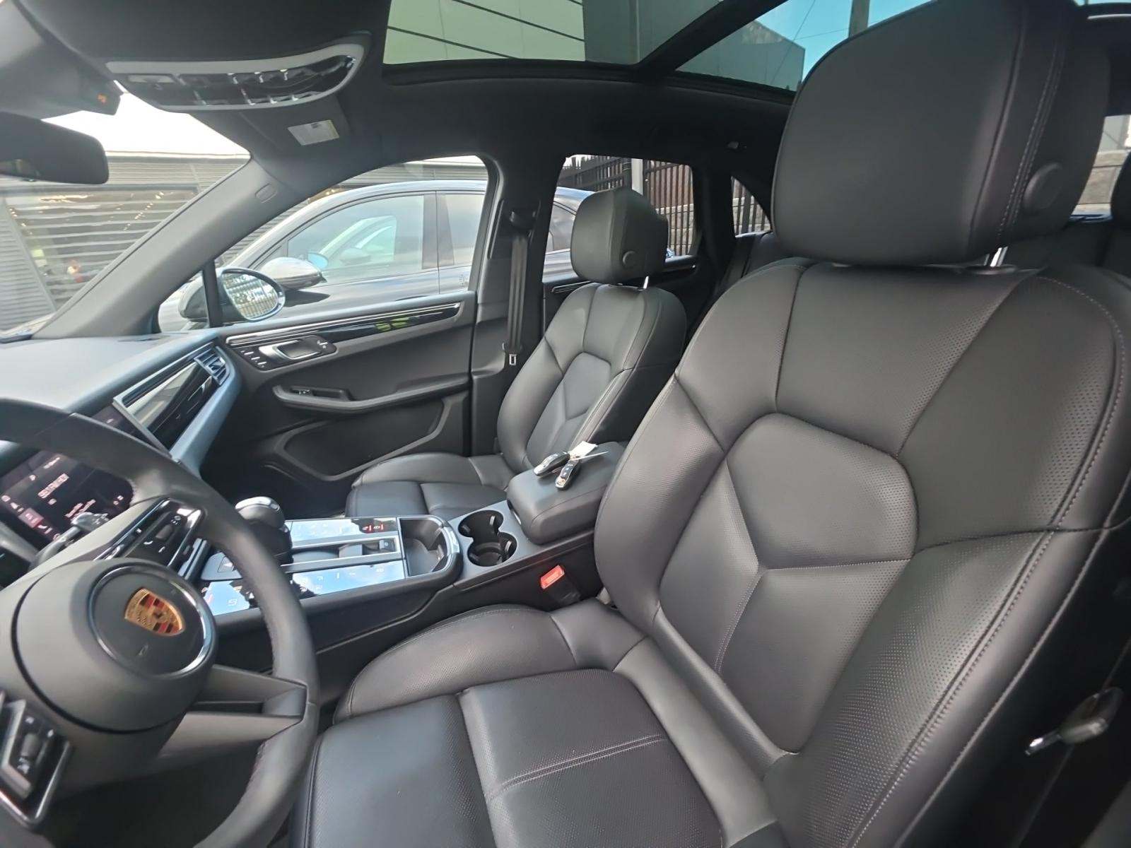 2024 Porsche Macan S AWD