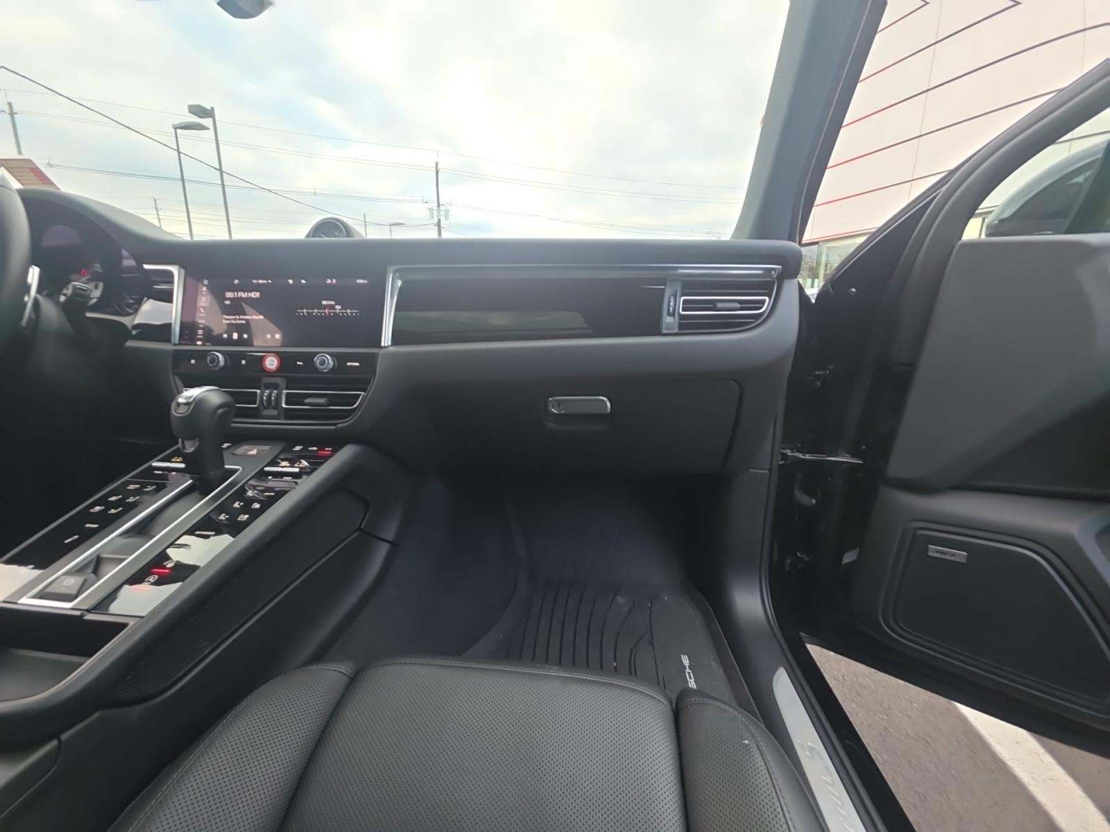 2024 Porsche Macan S AWD