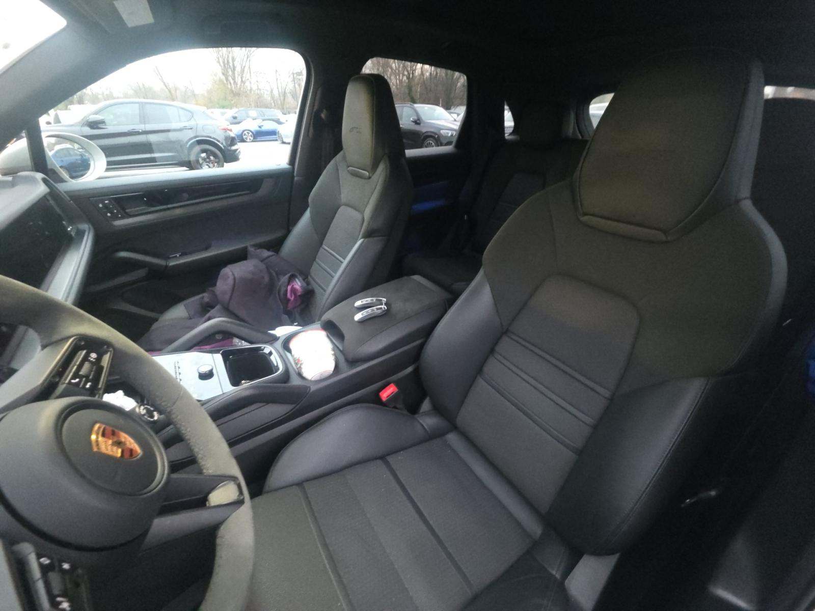 2025 Porsche Cayenne GTS AWD