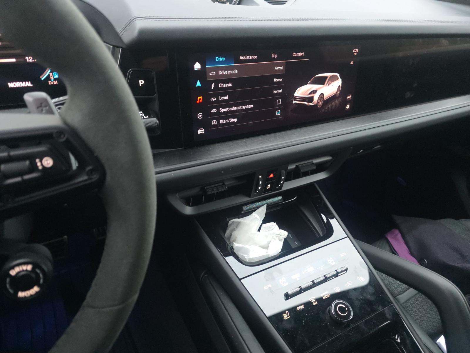 2025 Porsche Cayenne GTS AWD