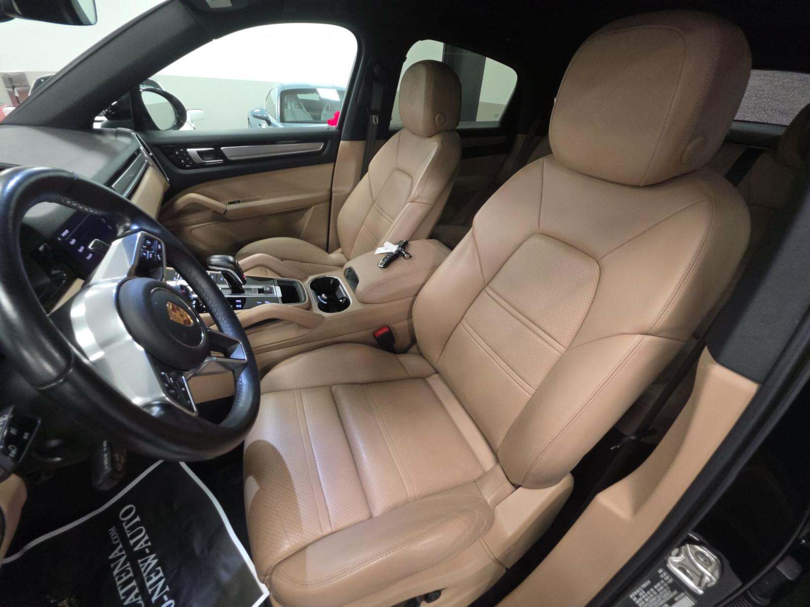 2023 Porsche Cayenne Platinum Edition AWD