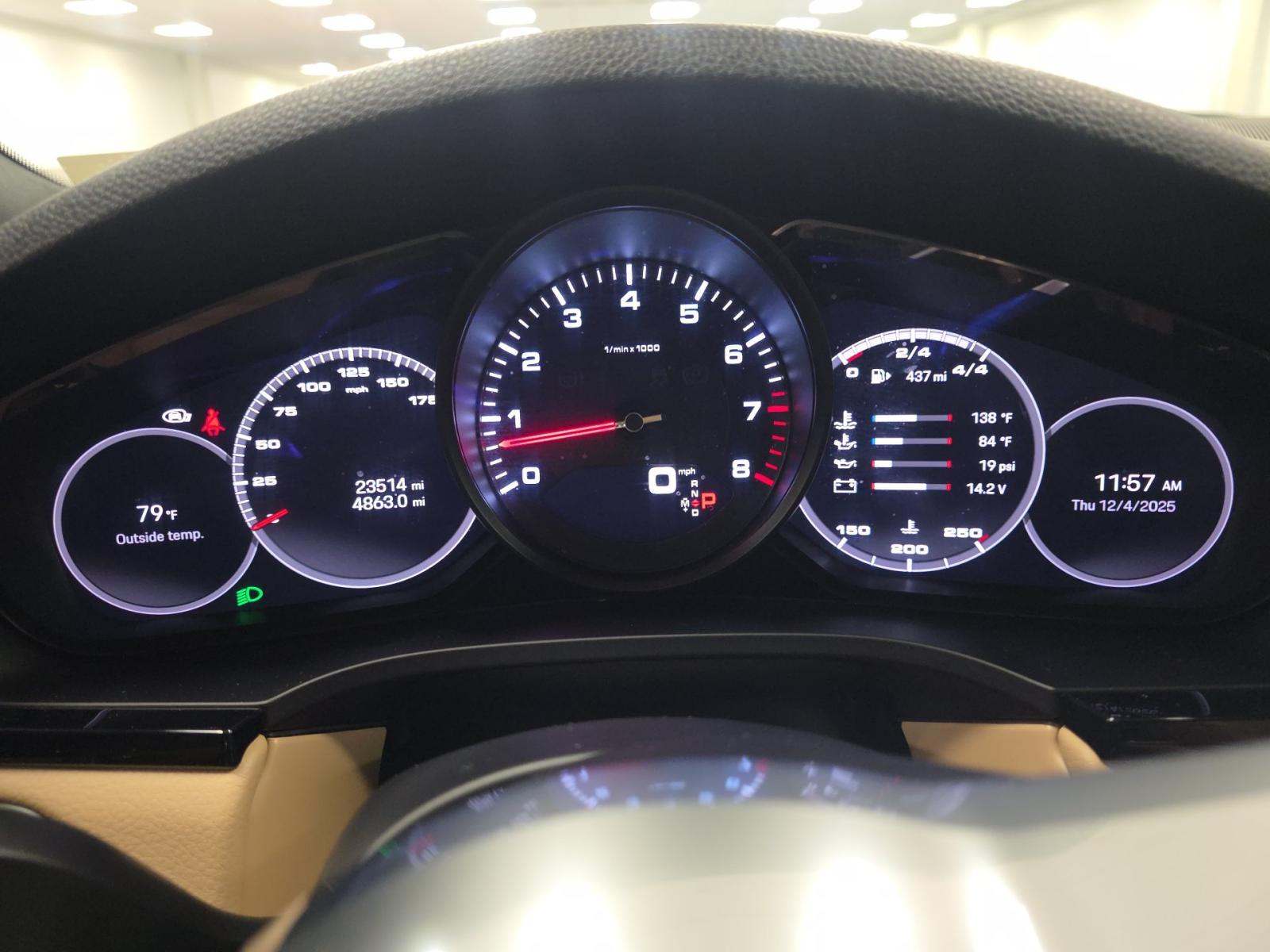 2023 Porsche Cayenne Platinum Edition AWD