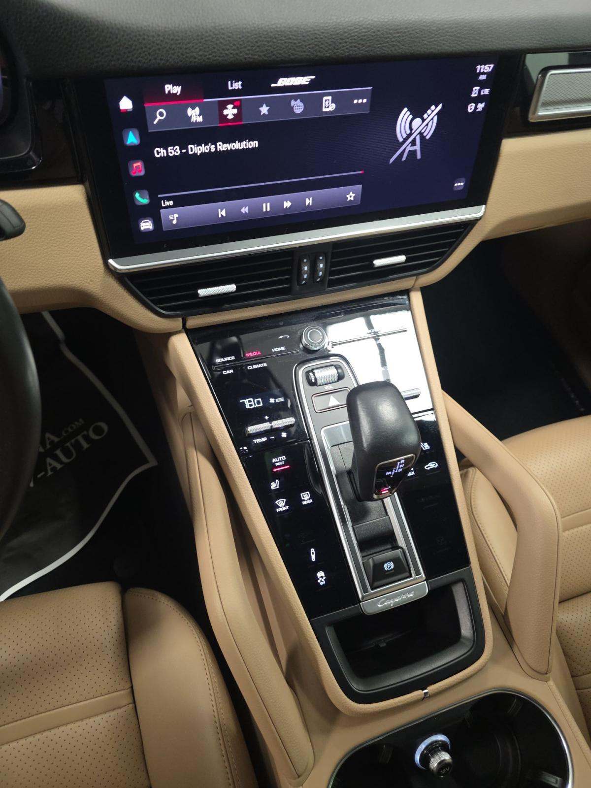 2023 Porsche Cayenne Platinum Edition AWD