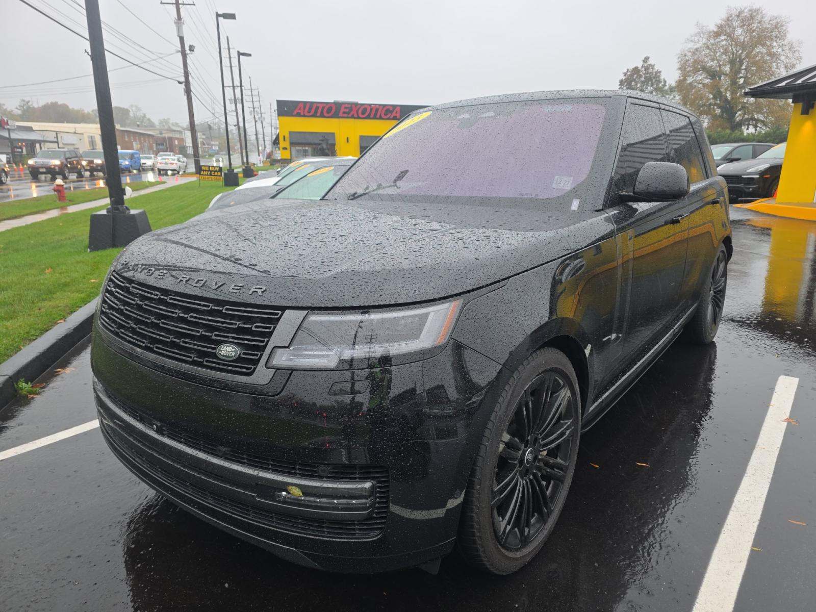 2023 Land Rover Range Rover SE AWD