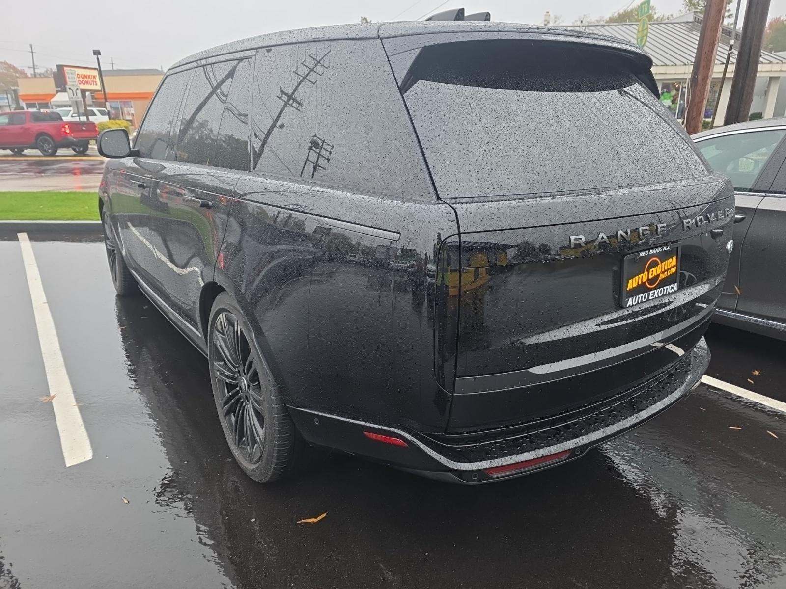 2023 Land Rover Range Rover SE AWD