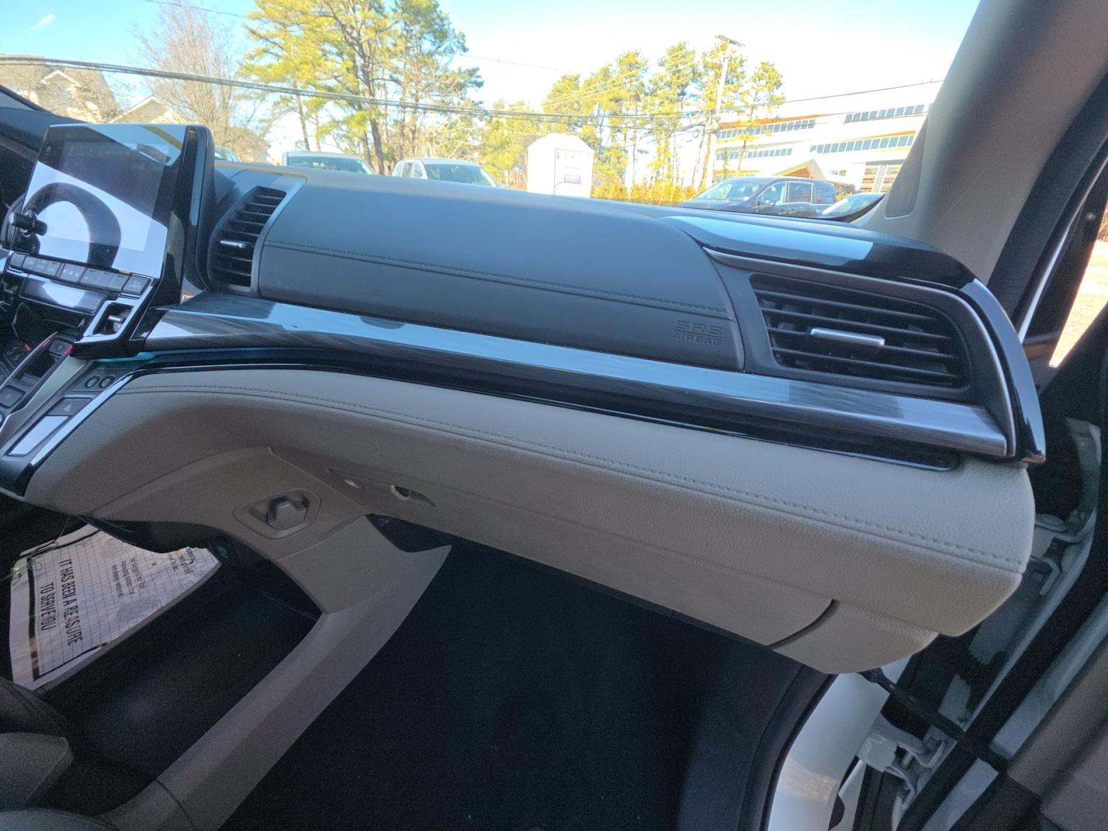 2022 Honda Odyssey Elite FWD