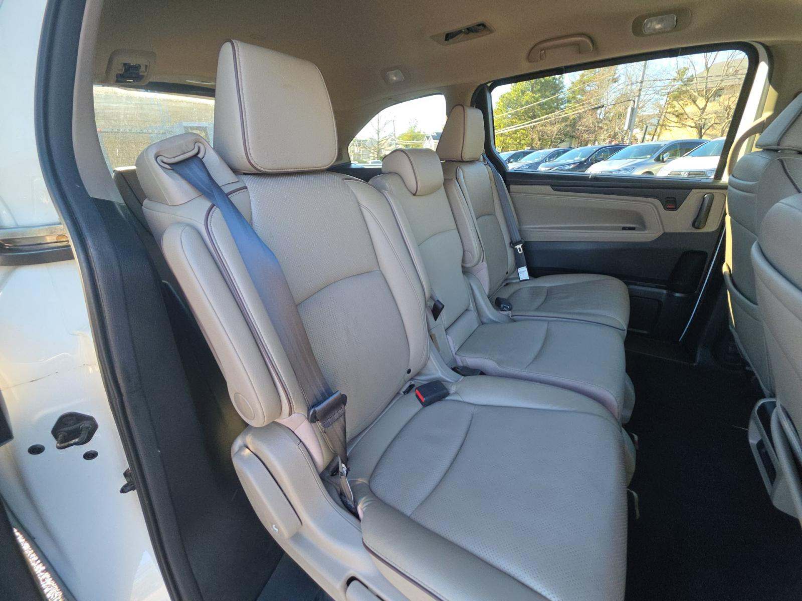 2022 Honda Odyssey Elite FWD