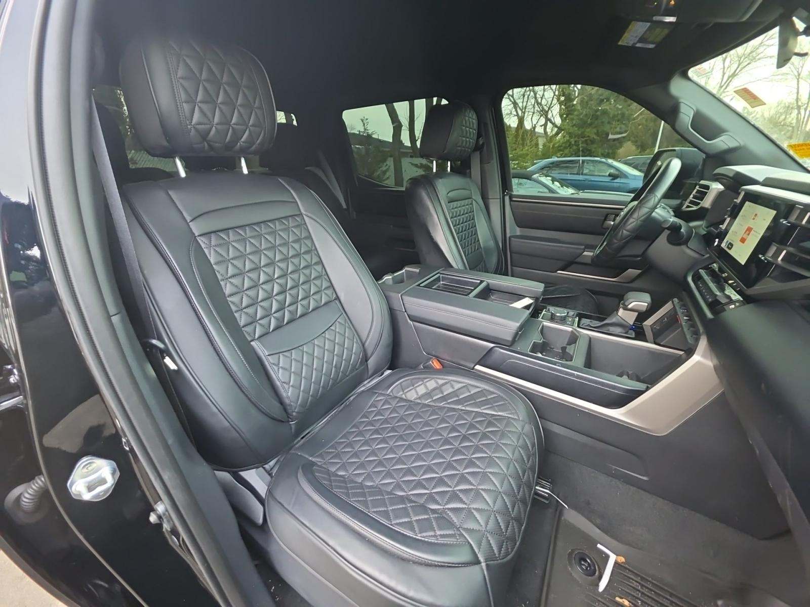 2025 Toyota Tundra SR5 AWD