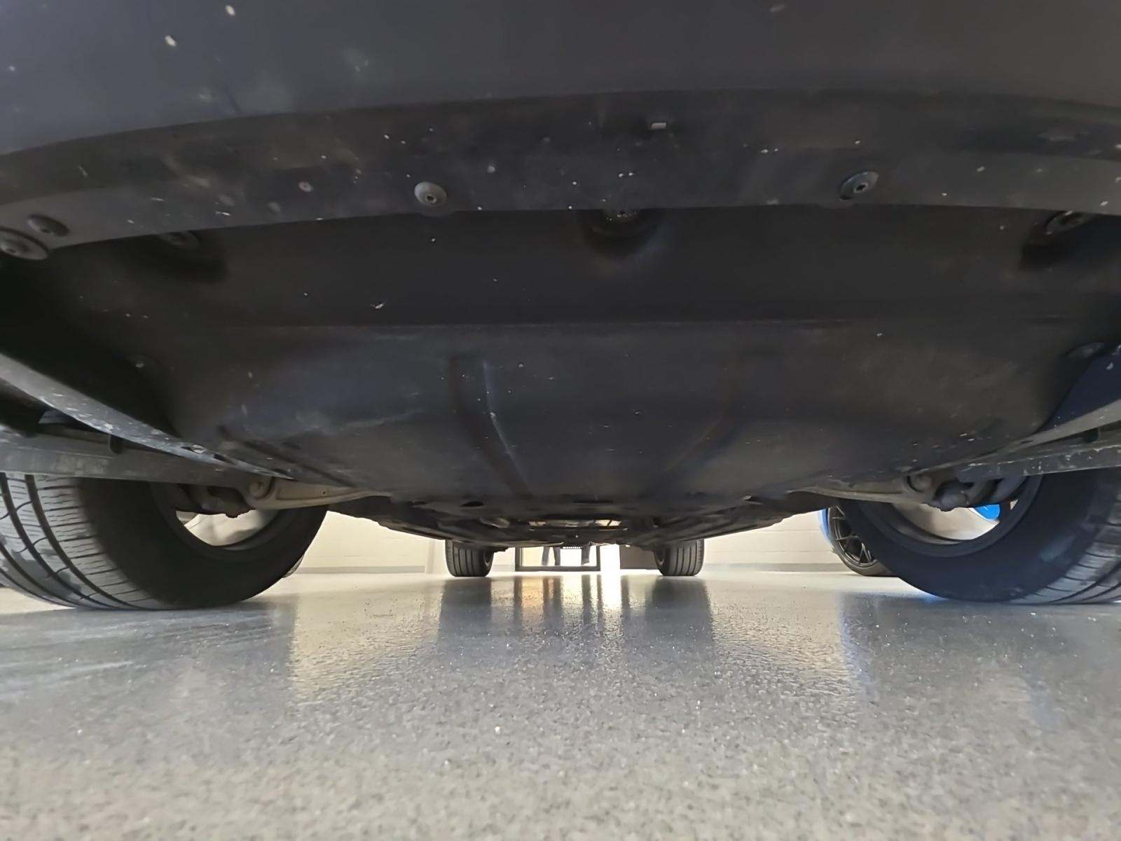 2022 Porsche Macan Base AWD