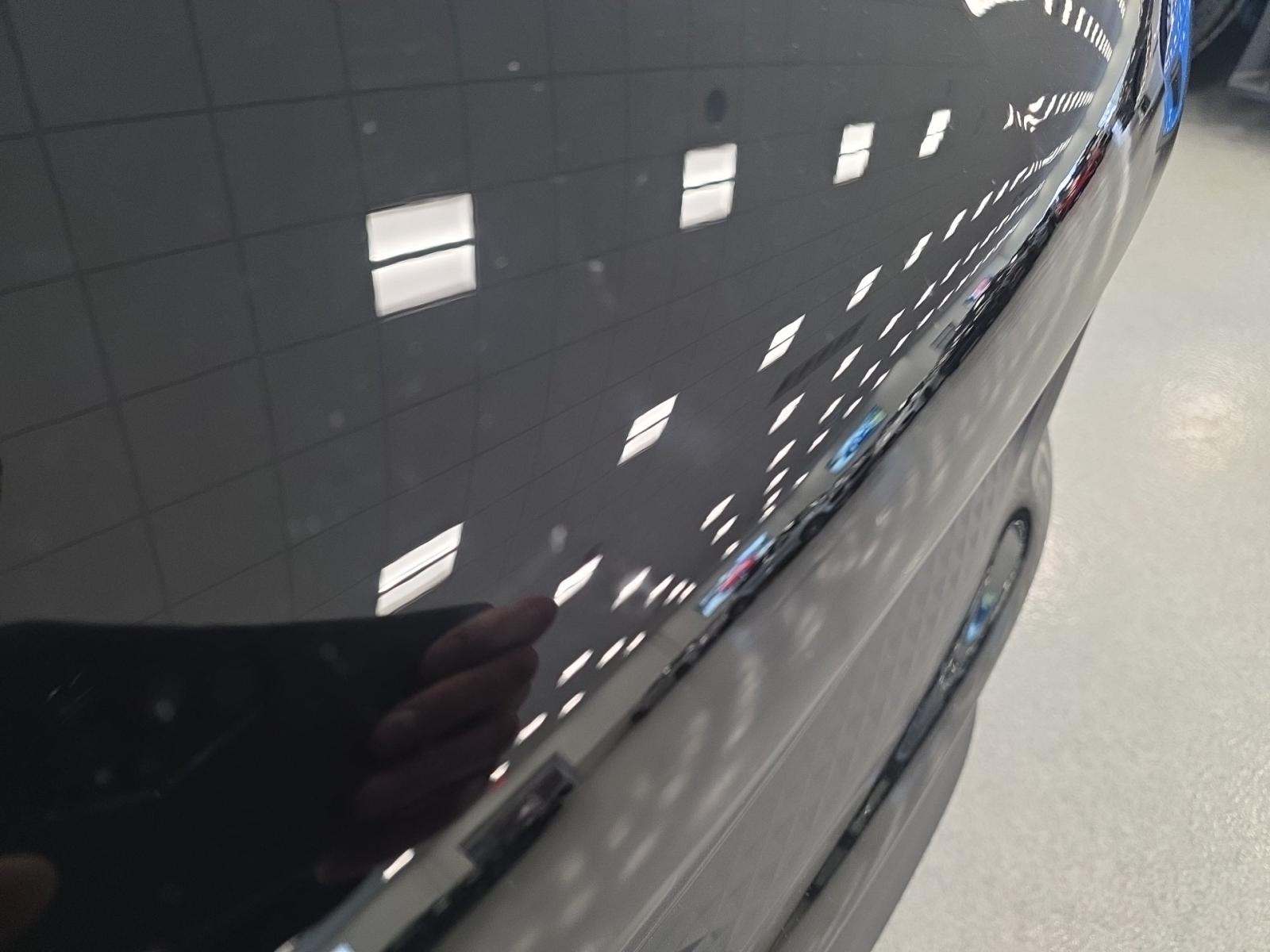 2022 Porsche Macan Base AWD