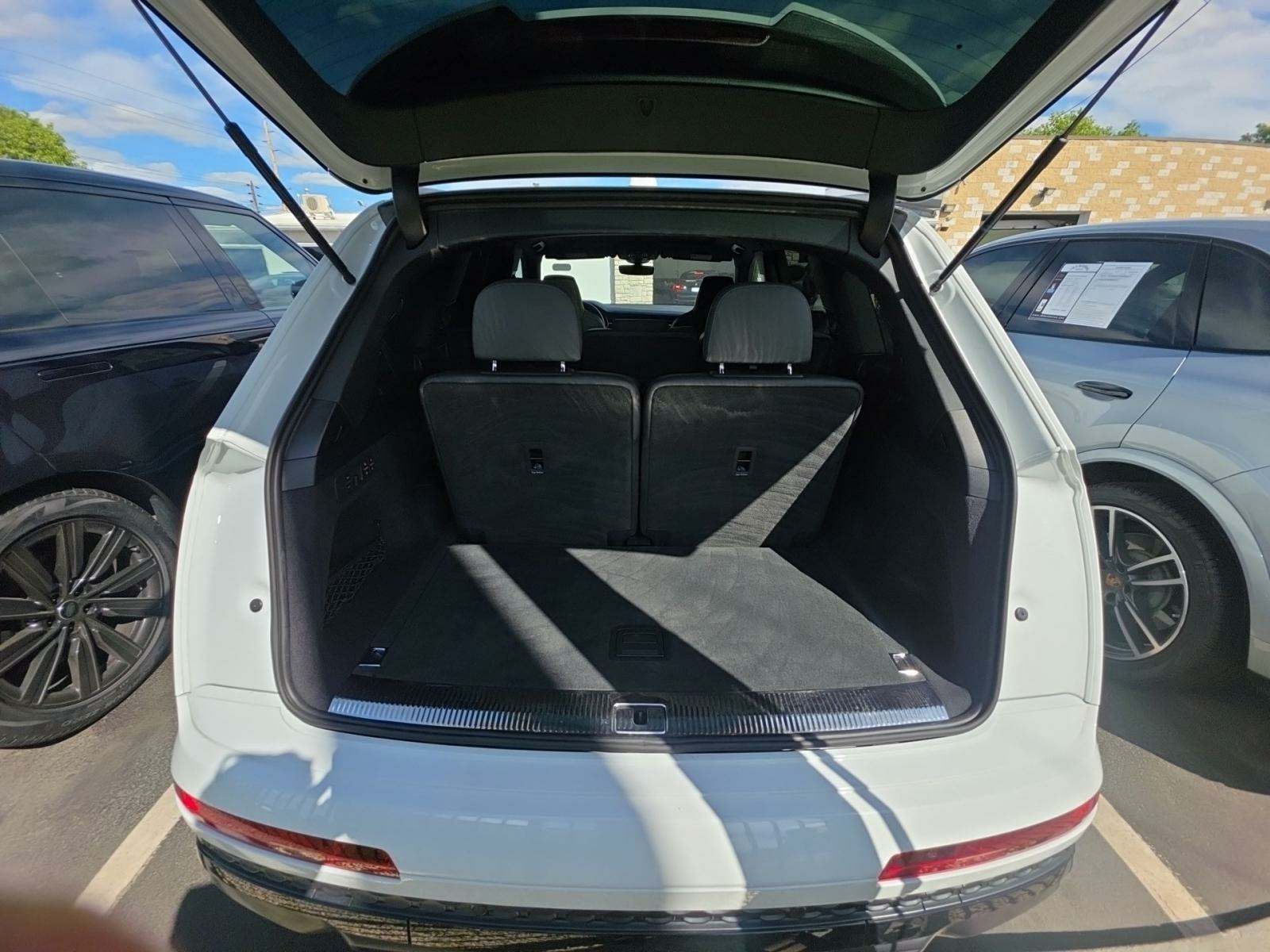 2025 Audi SQ7 Prestige AWD