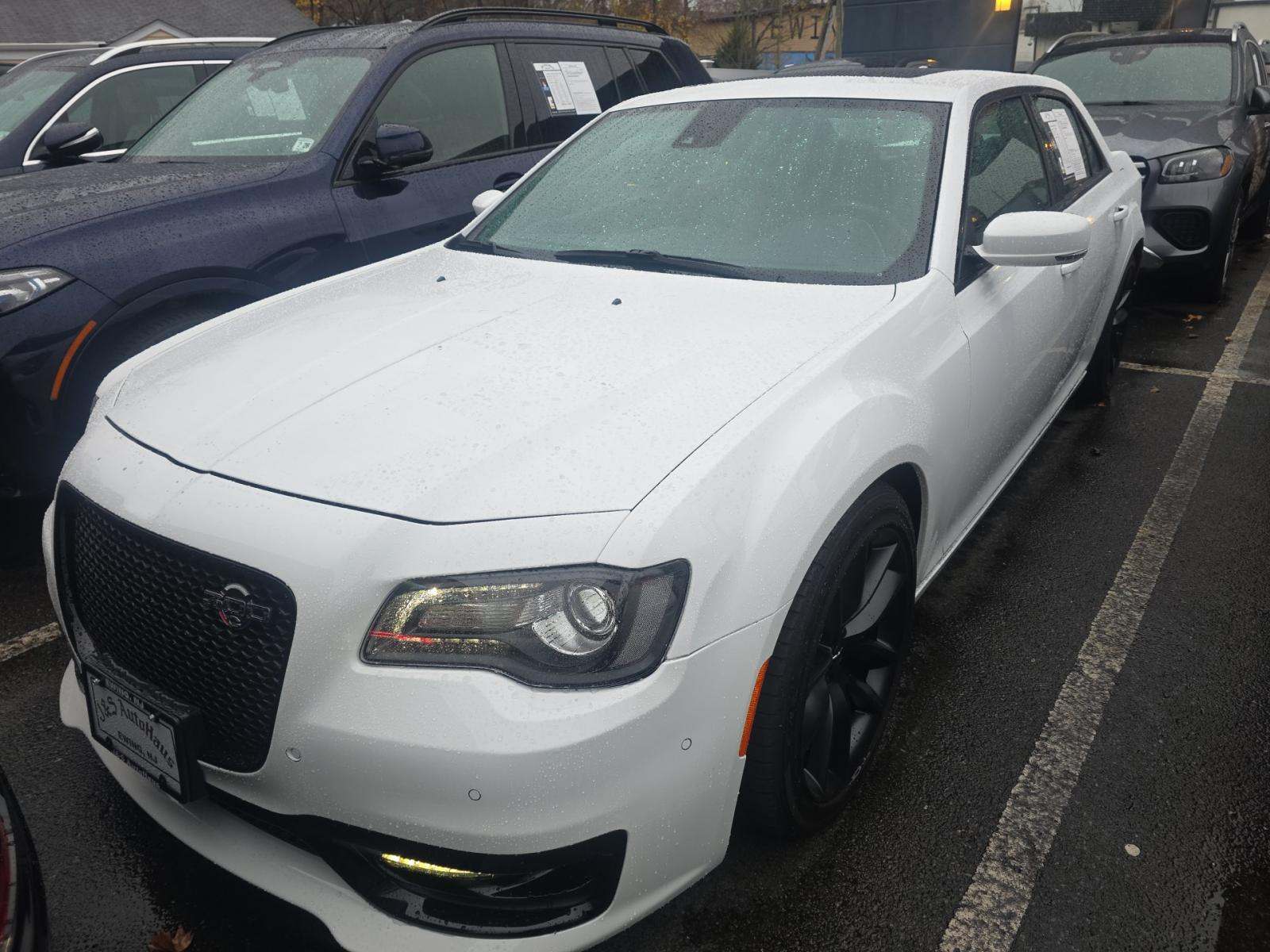 2023 Chrysler 300 C RWD