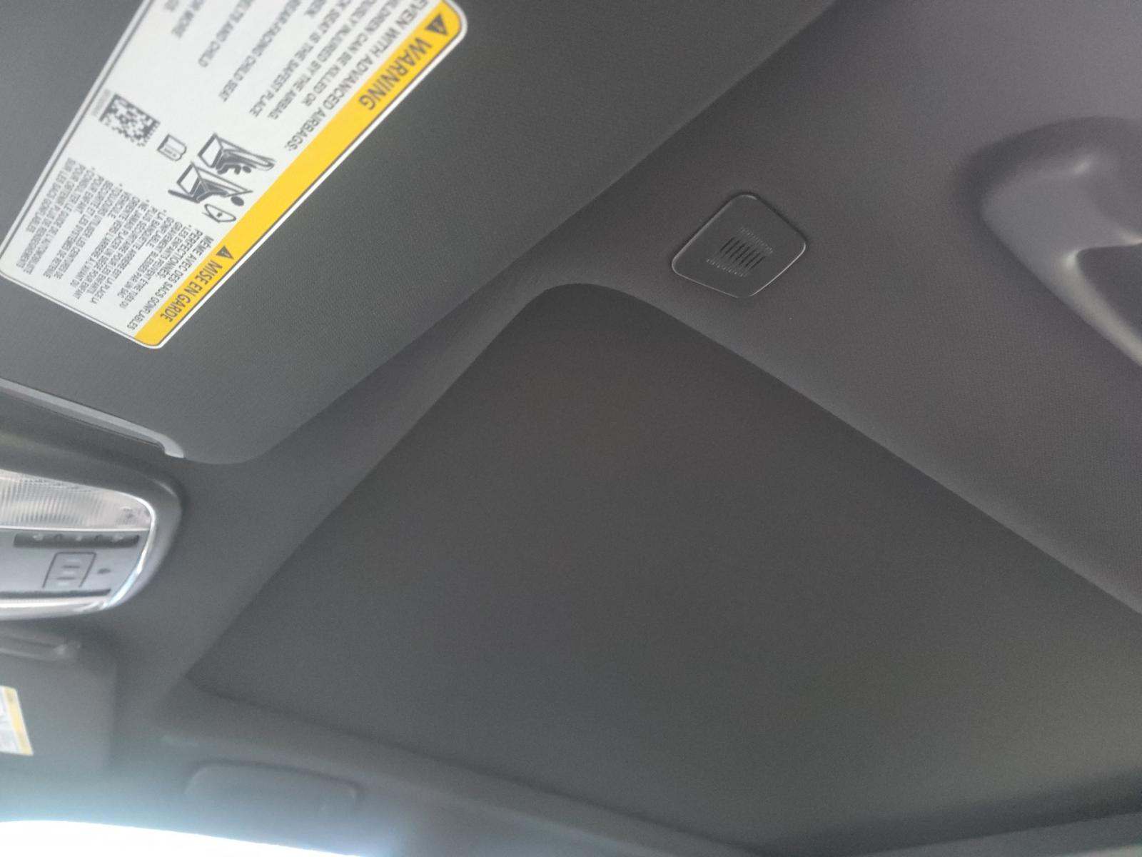 2023 Chrysler 300 C RWD