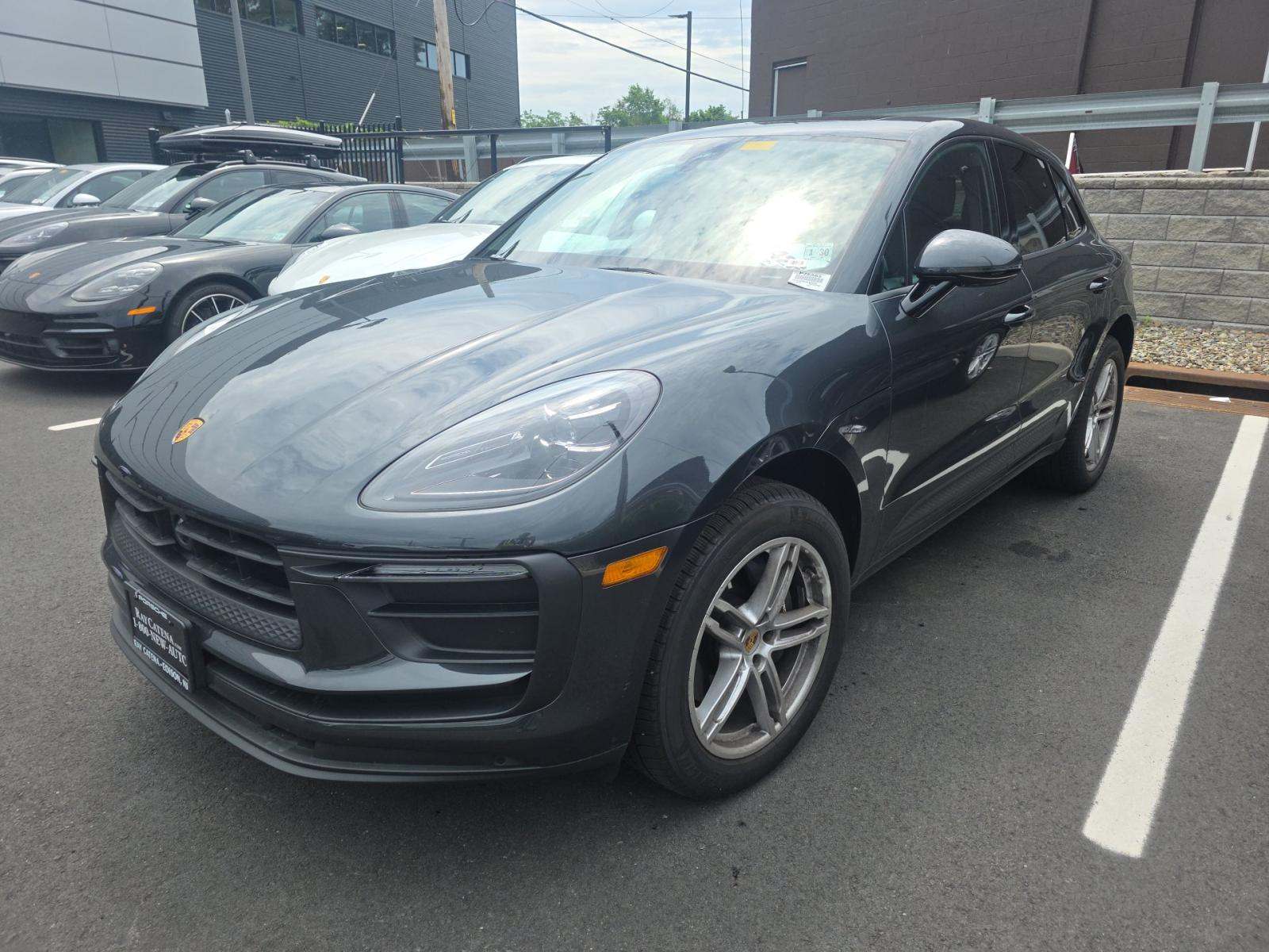 2025 Porsche Macan