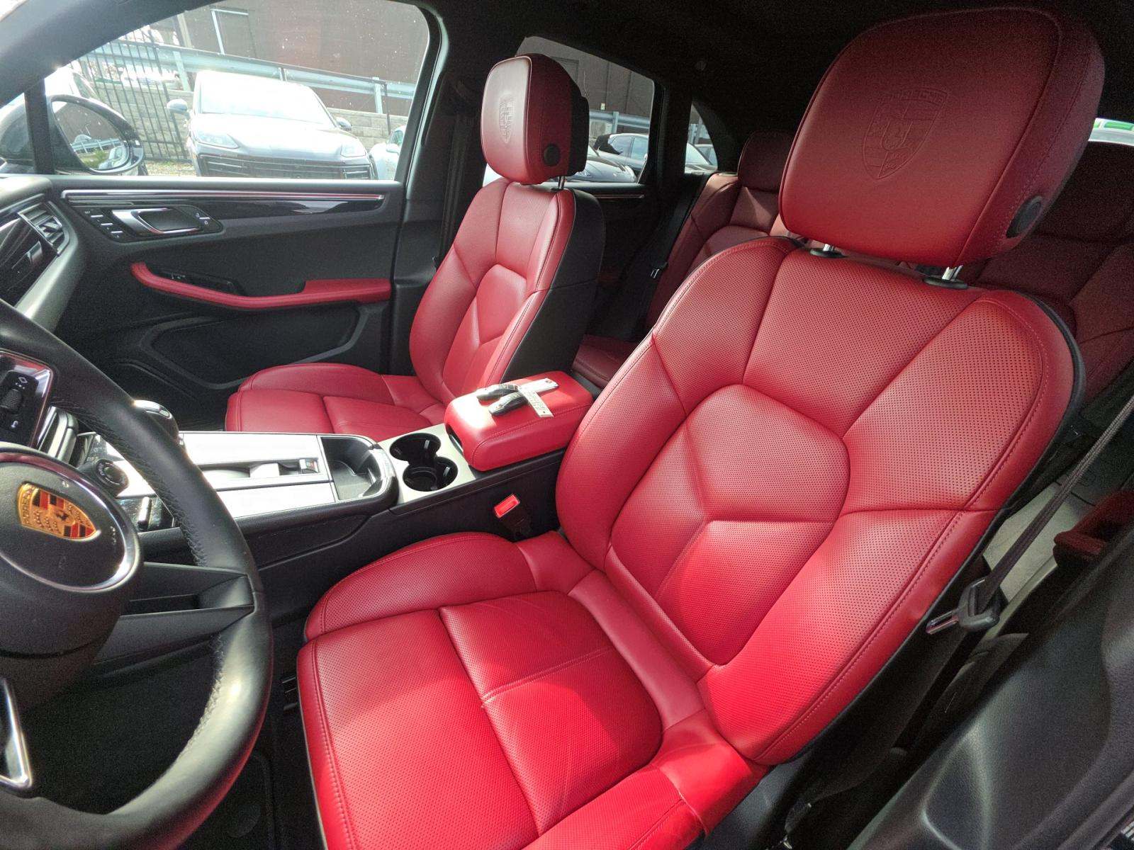 2024 Porsche Macan S AWD