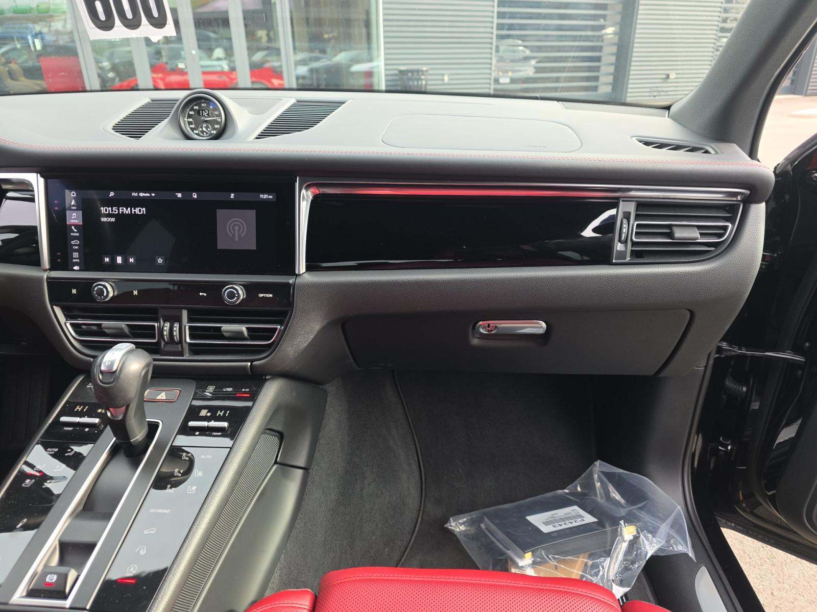 2024 Porsche Macan S AWD