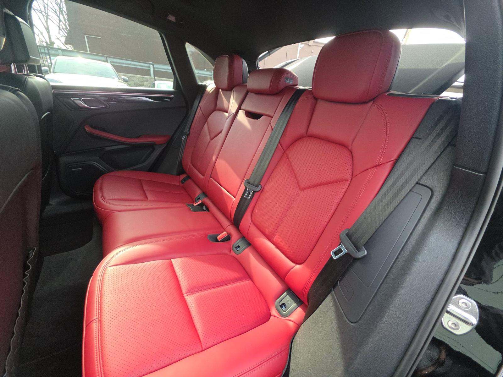 2024 Porsche Macan S AWD