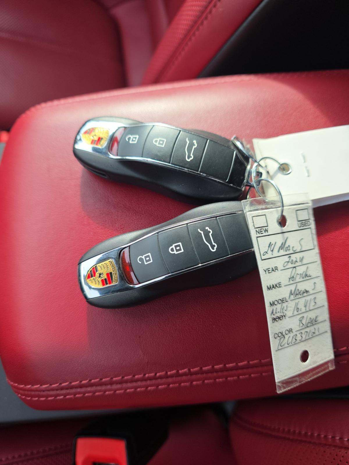 2024 Porsche Macan S AWD