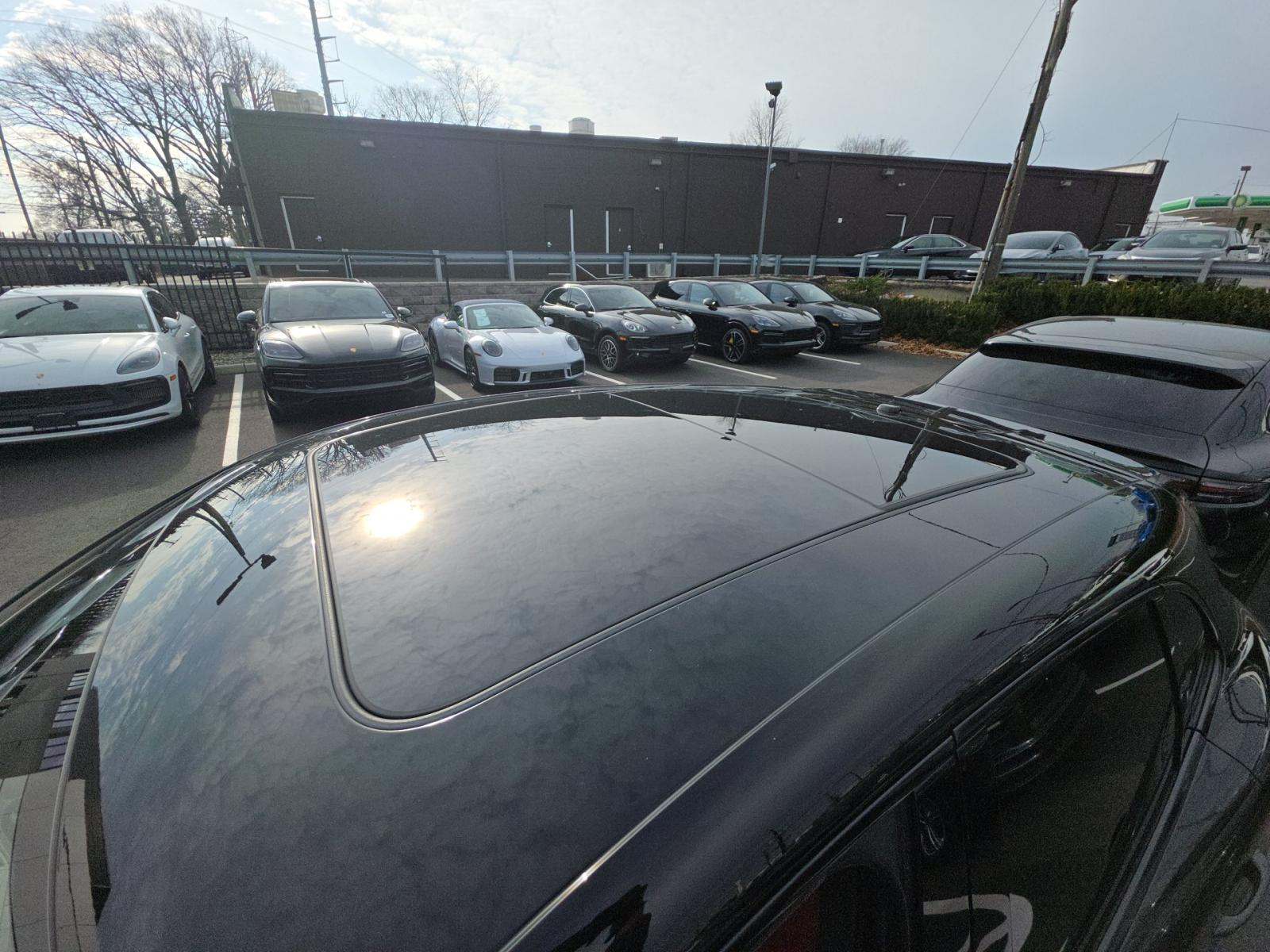 2024 Porsche Macan S AWD