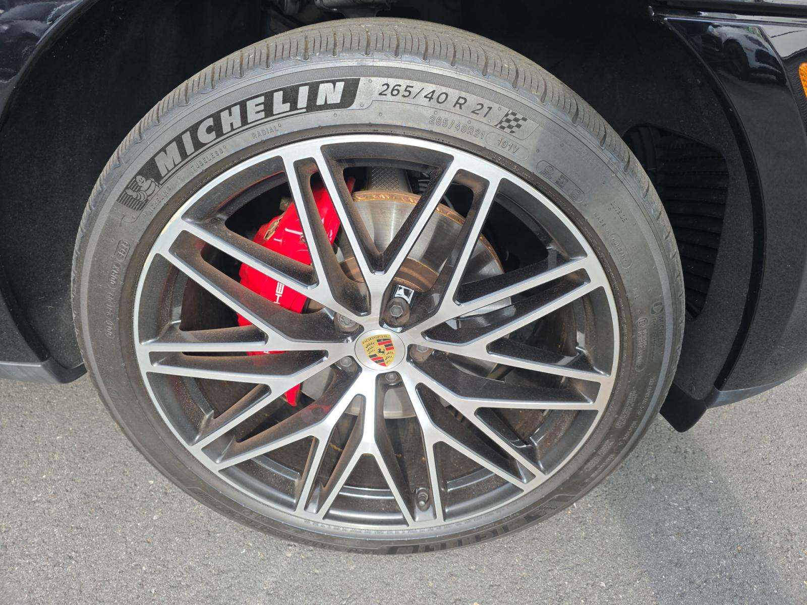 2024 Porsche Macan S AWD